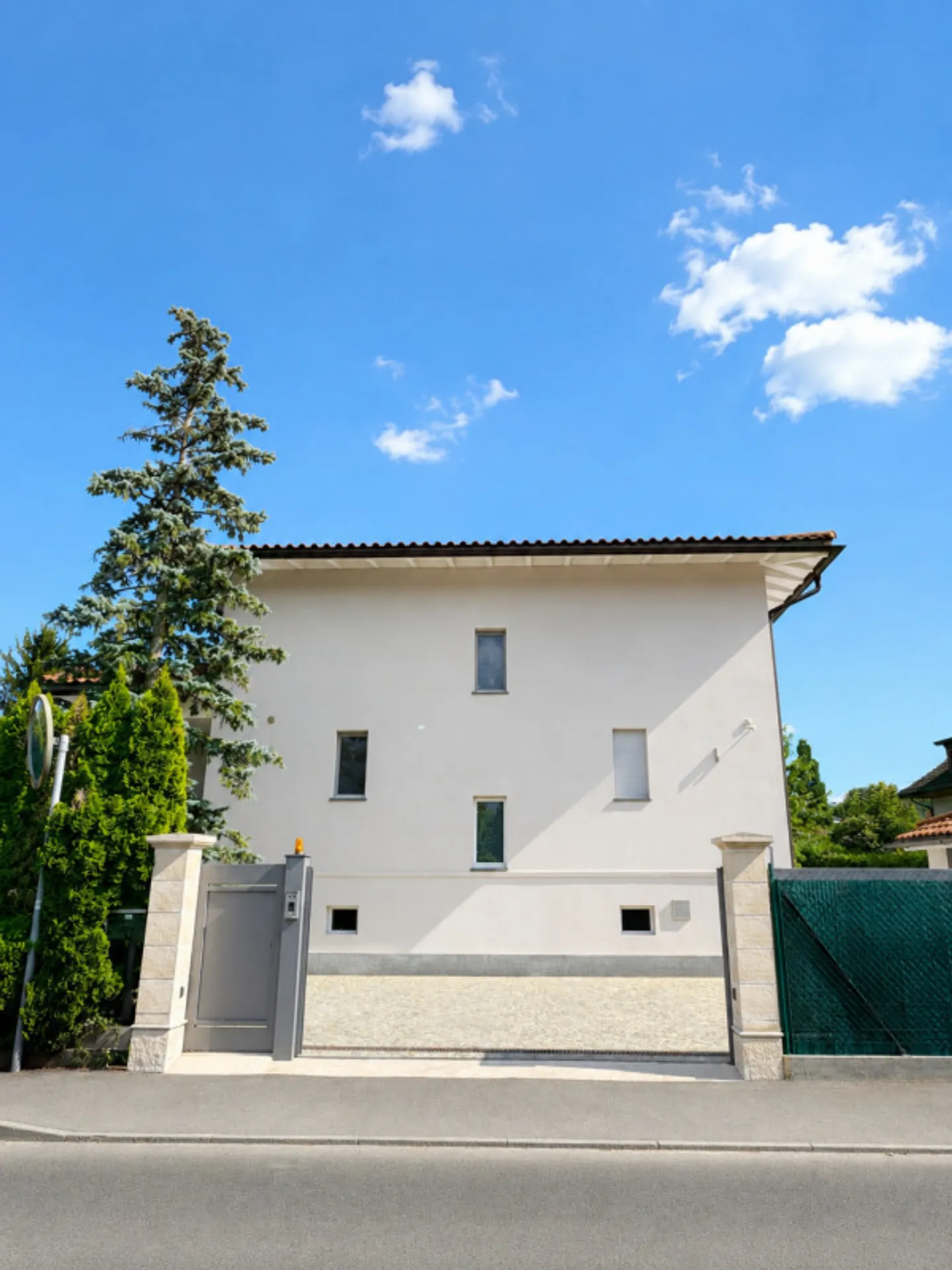 7-Zimmer-Villa in Chambésy - Foto 3 von 43