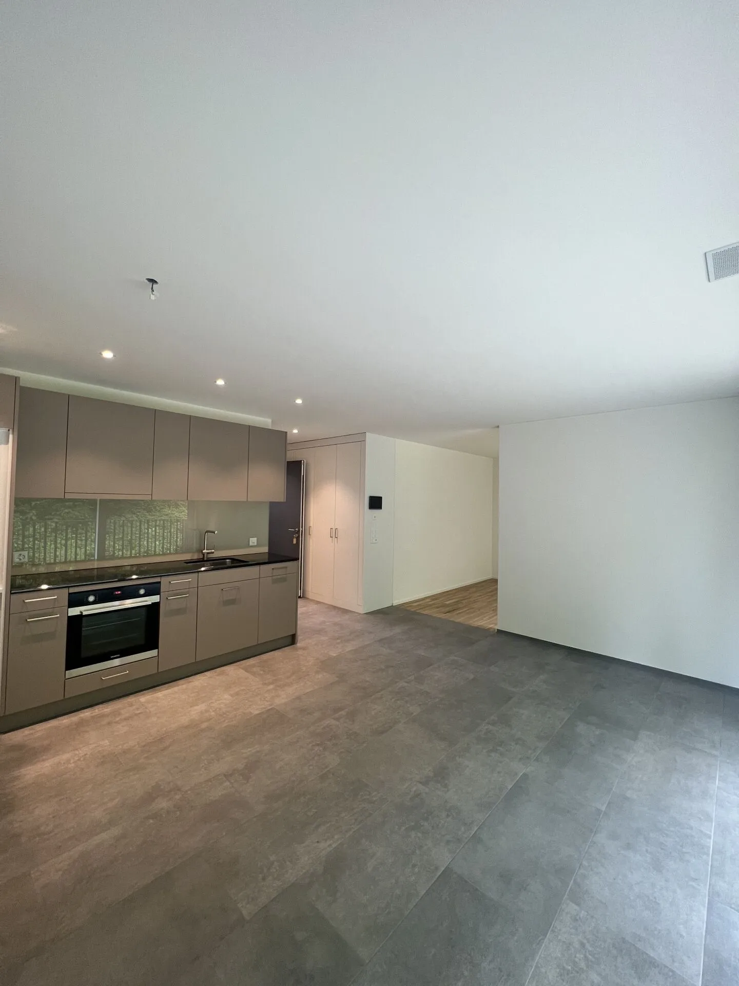 Appartement moderne 2.5 pièces - Photo 4 sur 10