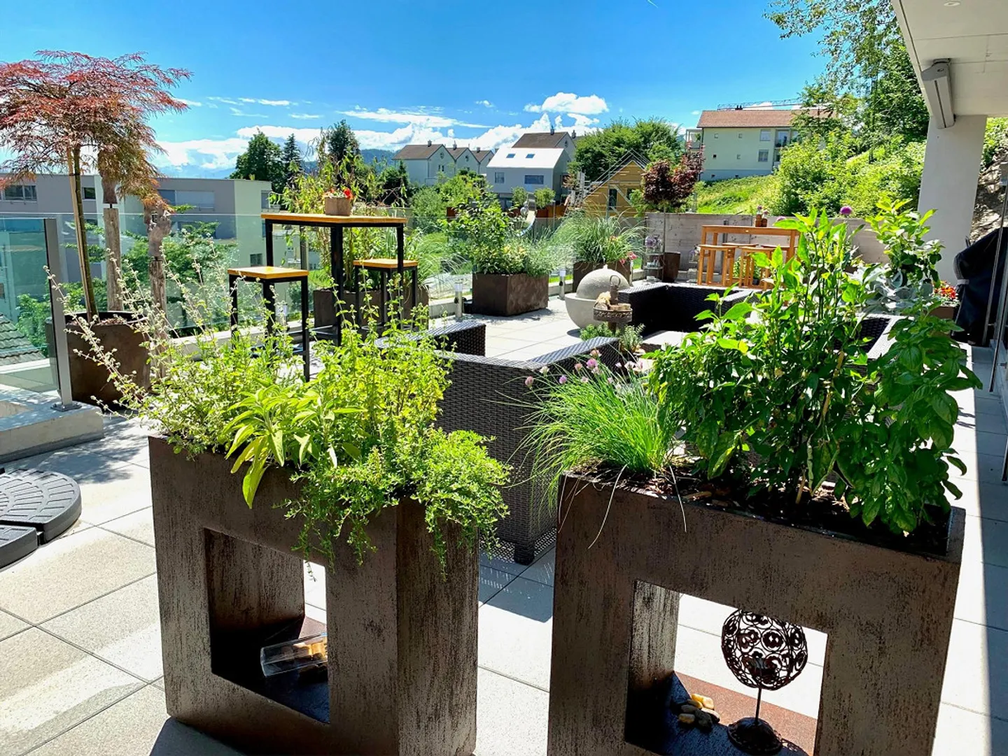 140m2 apartment with 105m2 large terrace and unobstructed views - Photo 3 of 11