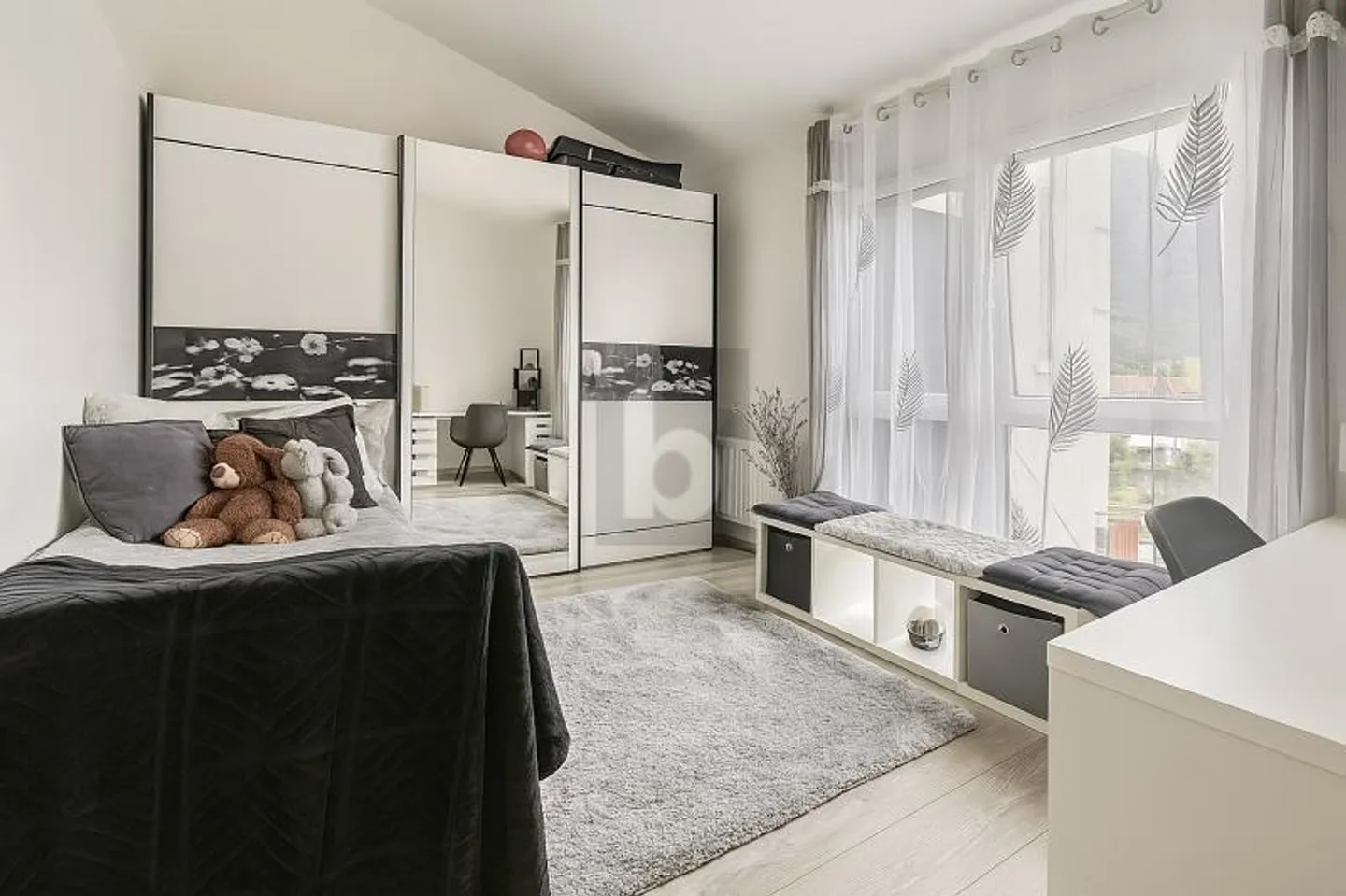 EXCELLENT RENTAL YIELD - Photo 5 of 6