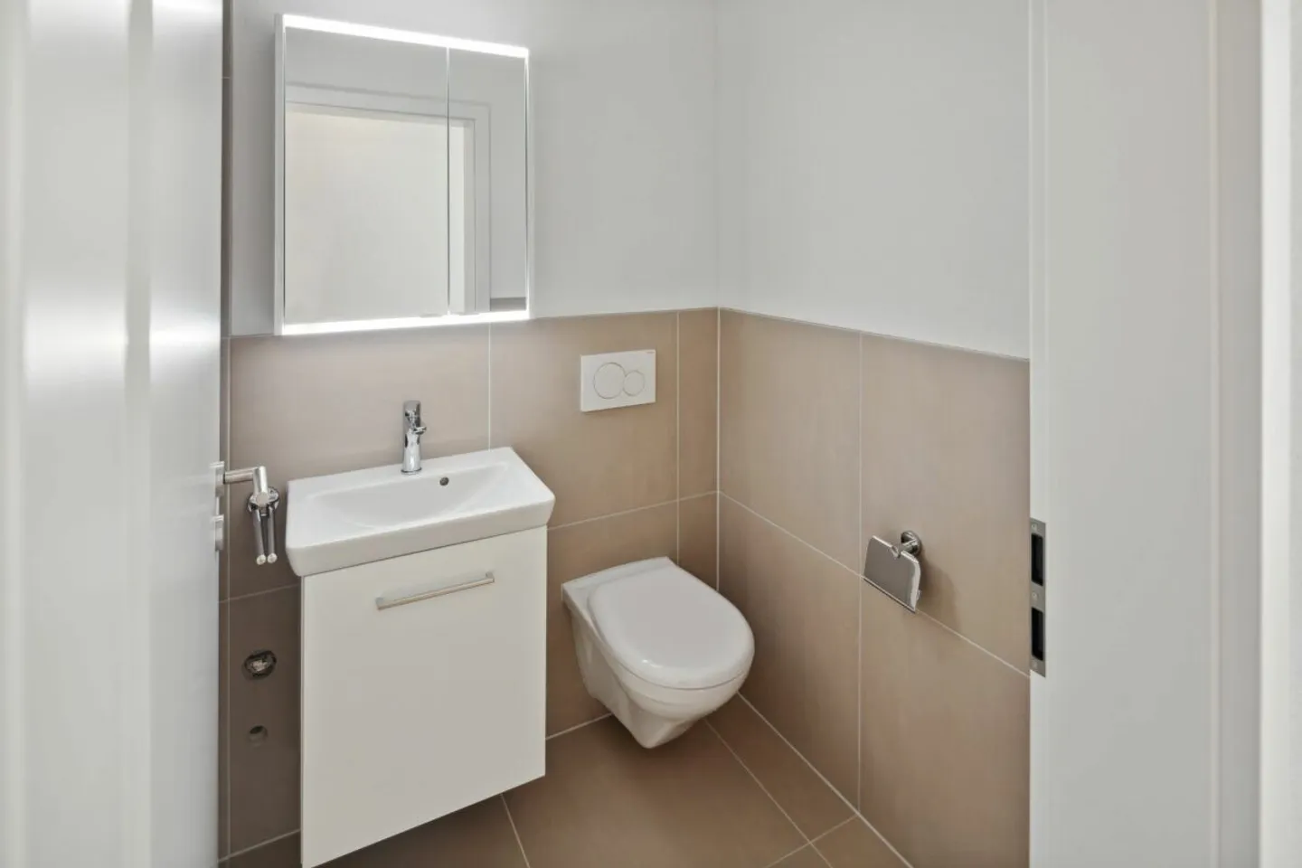 APPARTEMENT MAISONETTE DE 5.5 PIÈCES RÉNOVÉ À LAUPEN ZH - Photo 9 sur 9
