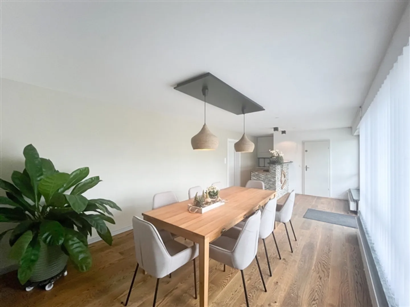 Office space for rent - Photo 2 of 6