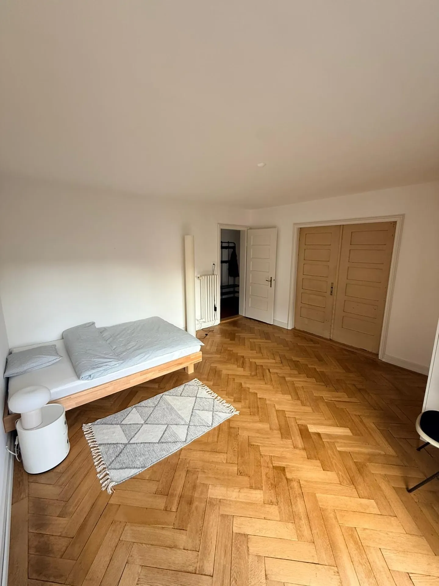 CHAMBRE MEUBLÉE DANS UN APPARTEMENT PARTAGÉ STYLÉ - Photo 7 sur 10