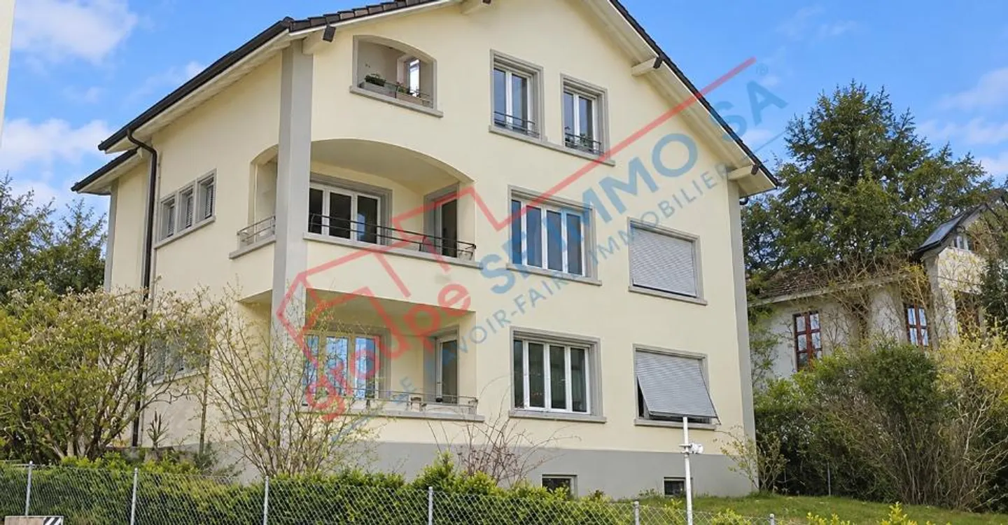 Charming renovated 4.5-room apartment in Prilly, quiet and bright - Photo 1 of 10