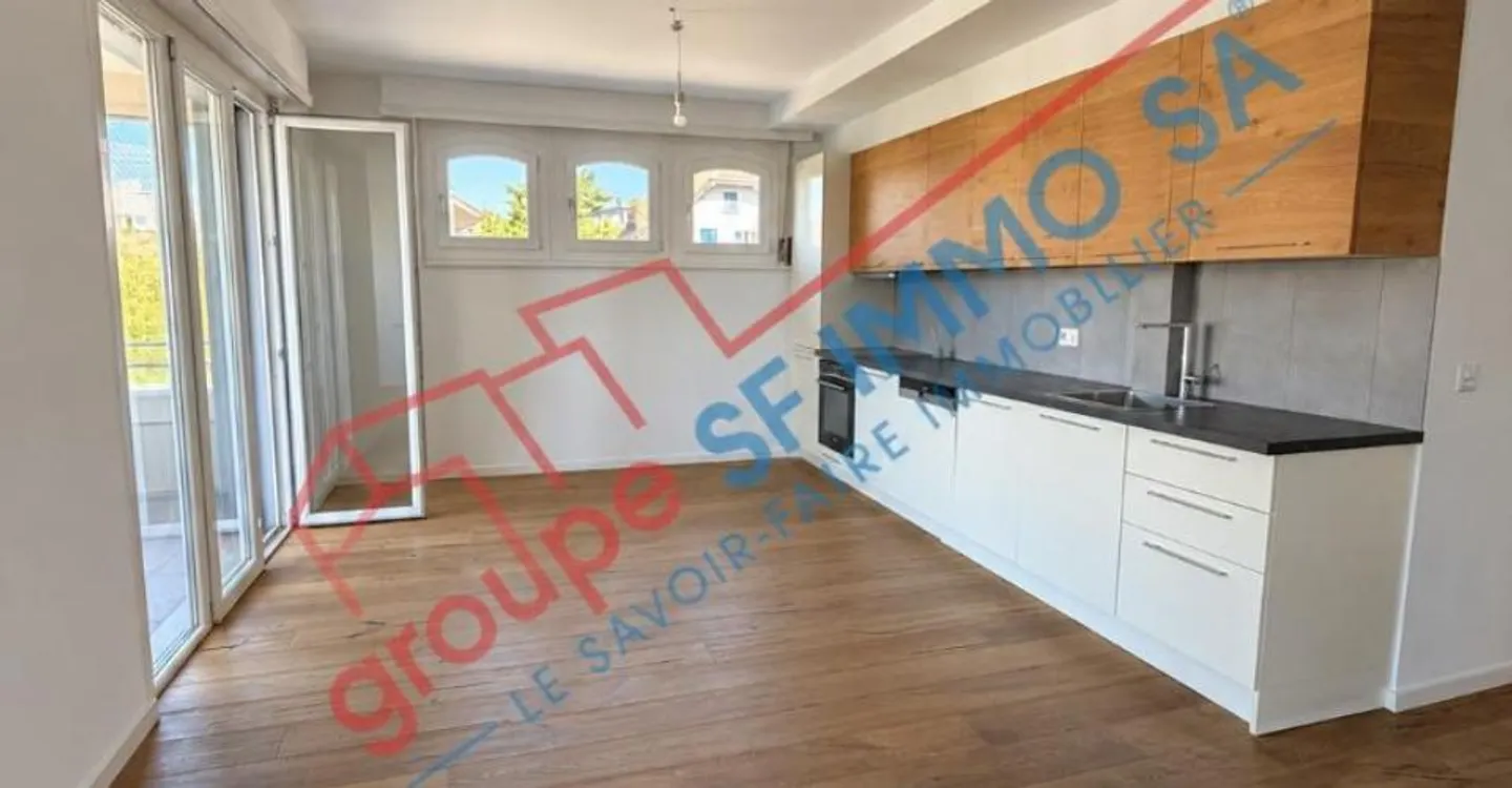 Charming renovated 4.5-room apartment in Prilly, quiet and bright - Photo 2 of 10