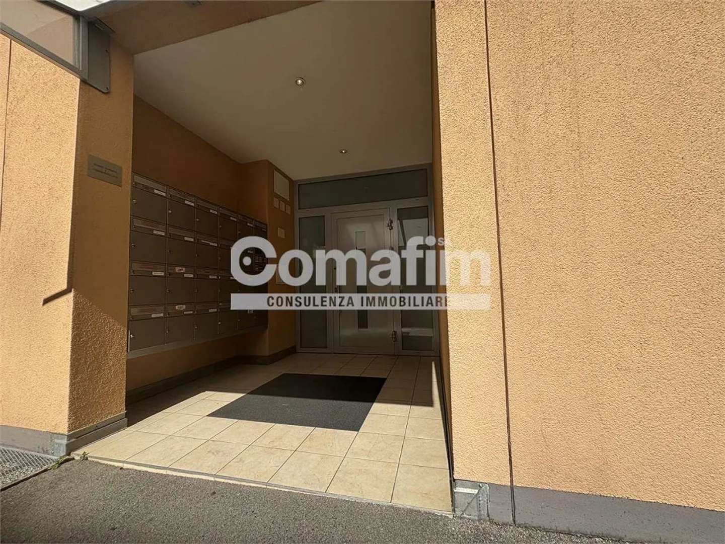 Luminoso 3.5 locali - tranquillità e comodità a due passi dal centro - Foto 13 di 13