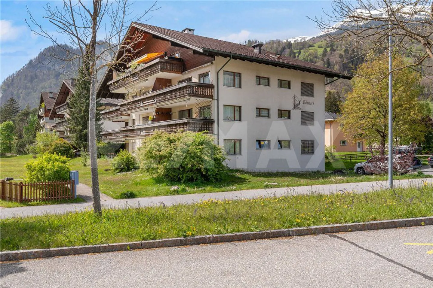 5 ½ stanze Maisonette-Penthouse - (T)Sogno di spazio con altezze di soffitto impressionanti - Anche seconda casa - Foto 4 di 10