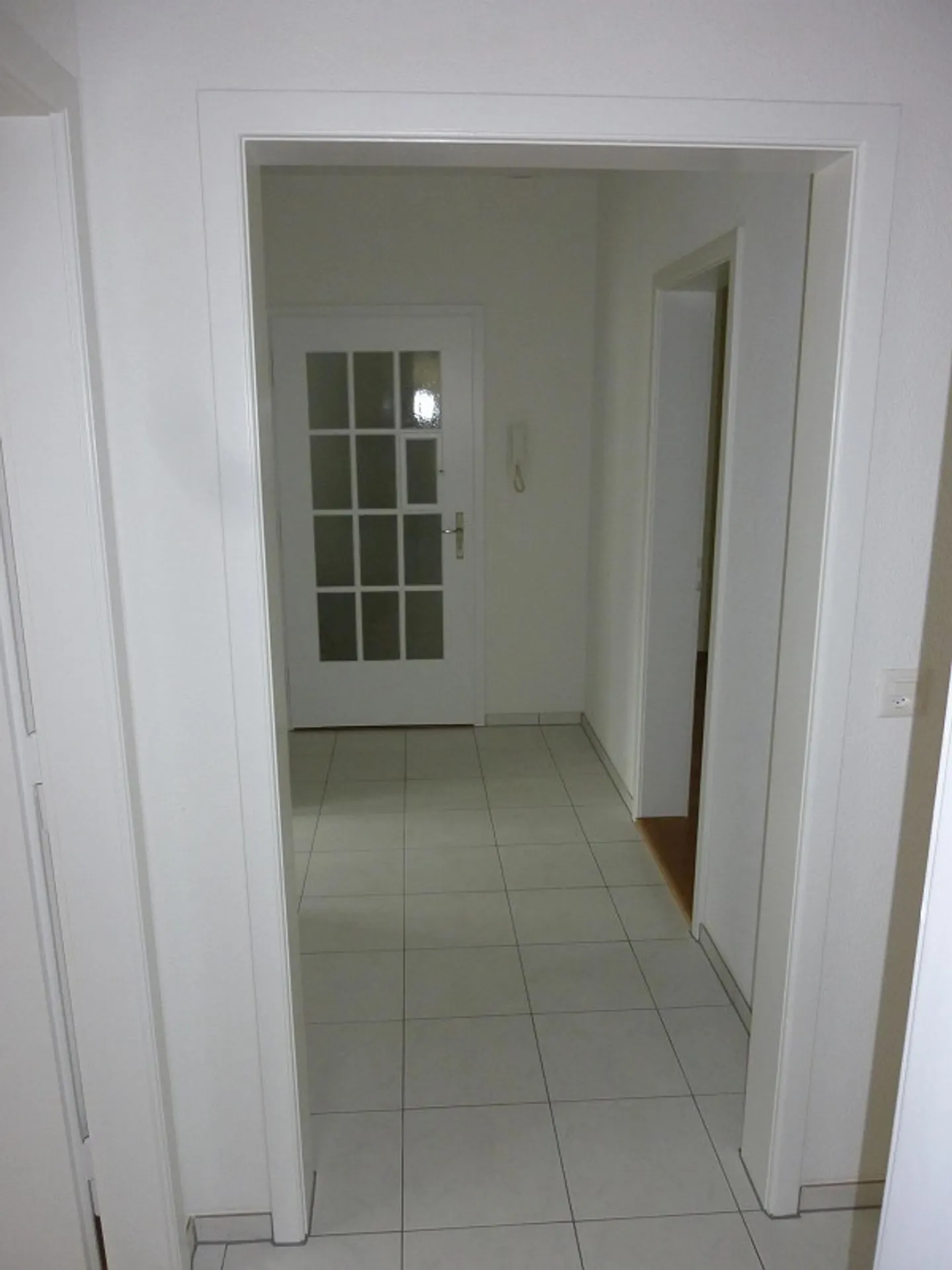 Cozy Apartment in Bern - Your New Home! - Photo 6 of 9