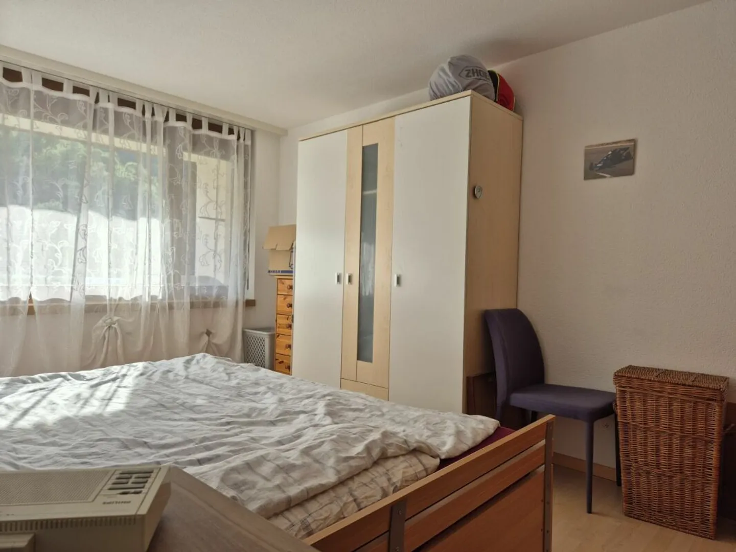 Appartement 2.5 pièces abordable avec balcon et vue sur la montagne - Photo 3 sur 6