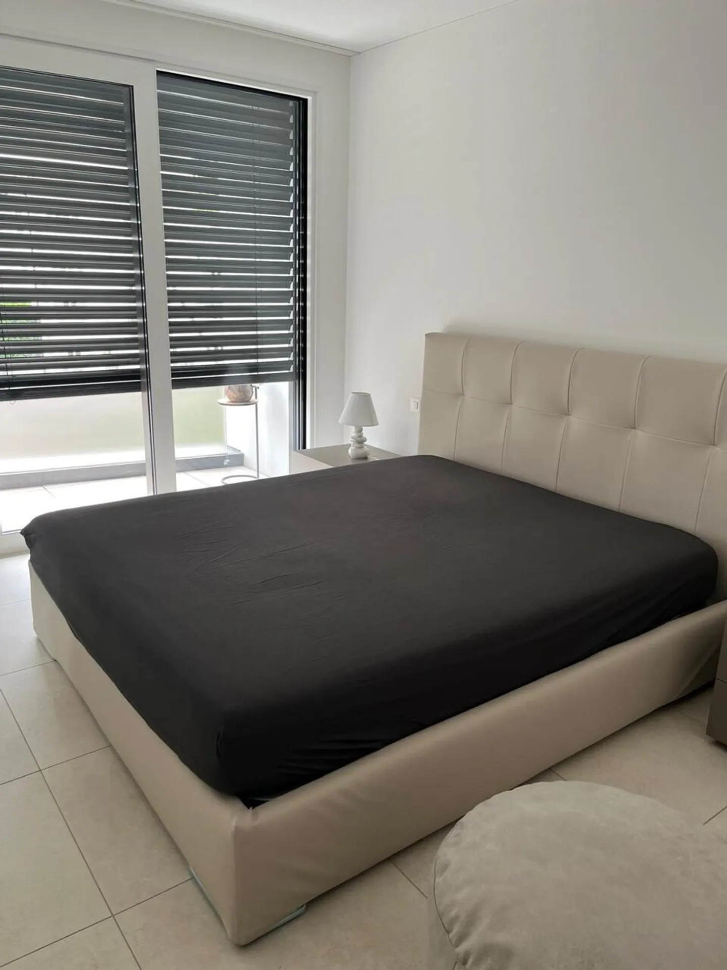 Helle 2,5-Zimmer-Wohnung mit Seeblick zu vermieten. Hauptwohnsitz. - Foto 6 von 9