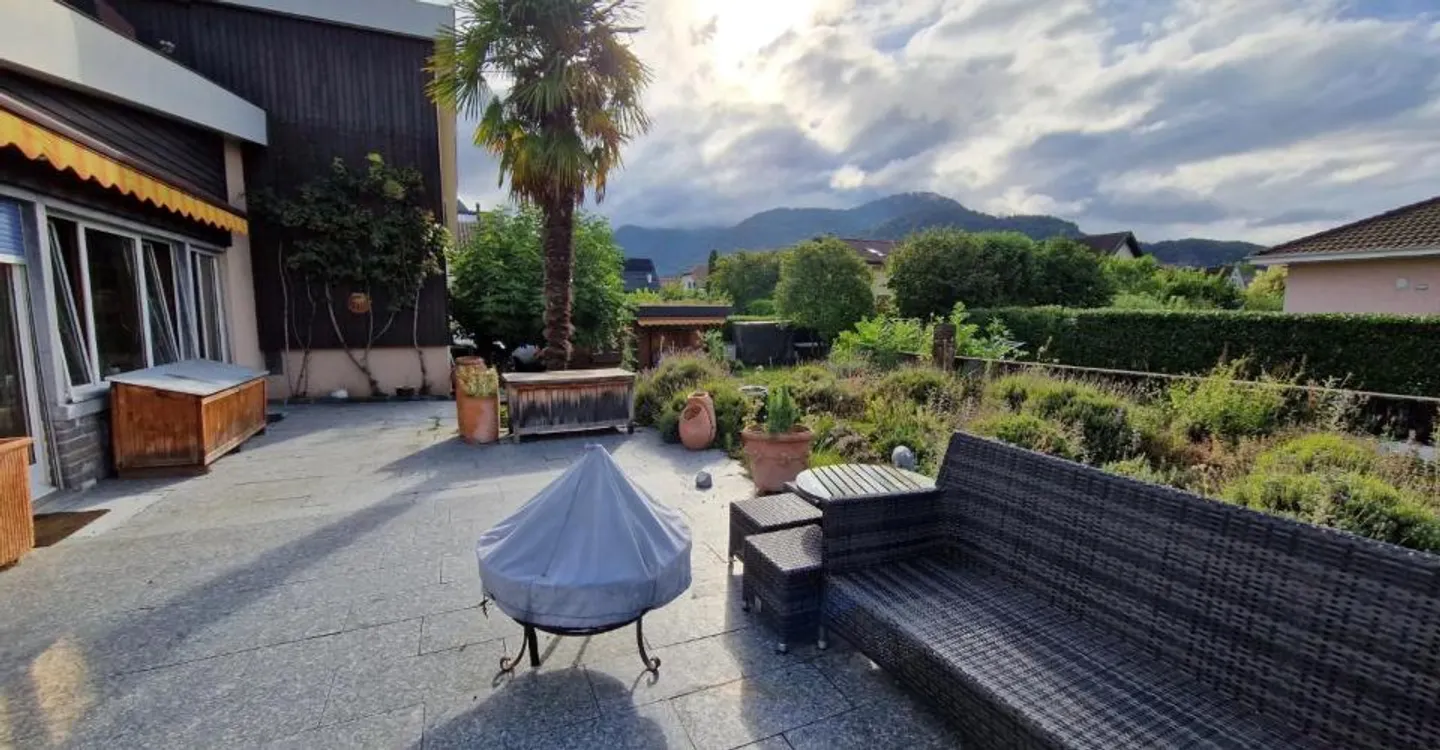 VILLA D'ARCHITETTO CON 8 STANZE - Foto 7 di 11