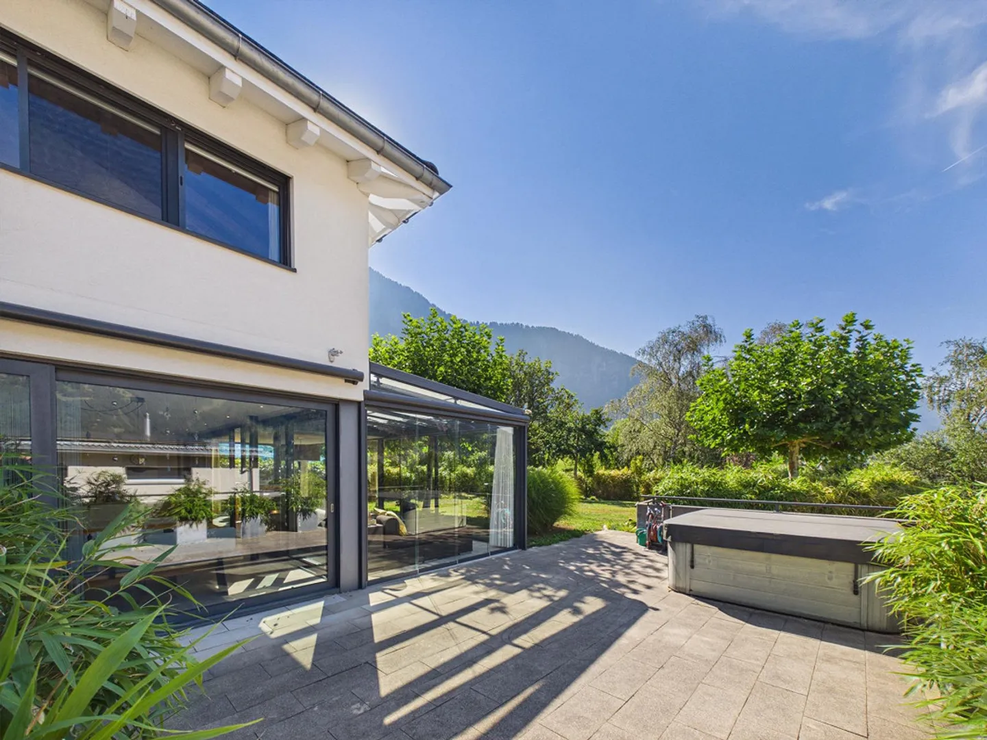 Über 1’000 m² Freiraum – Einfamilienhaus, Garten und viel Privatsphäre - Photo 4 sur 30