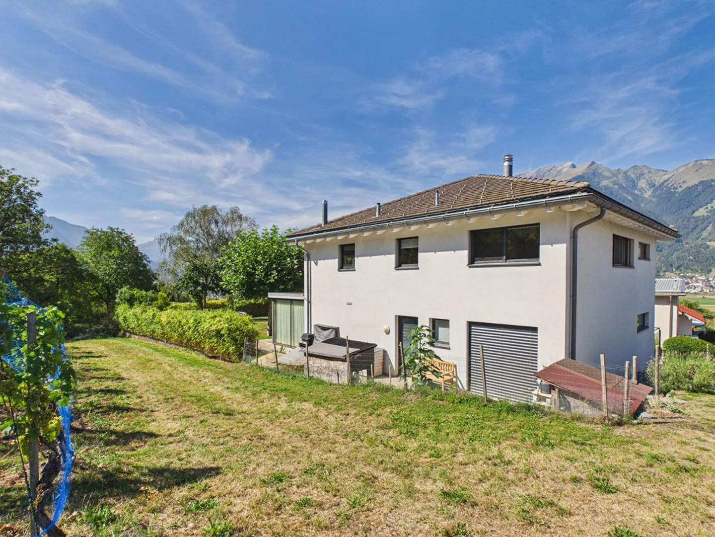 Über 1’000 m² Freiraum – Einfamilienhaus, Garten und viel Privatsphäre - Photo 5 sur 30