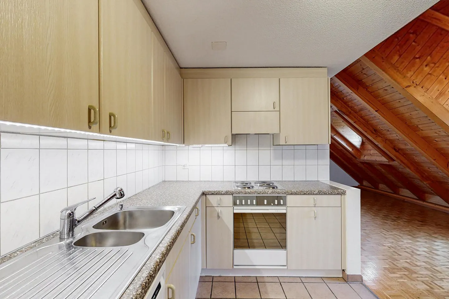 Un rêve de maison au cœur de la vieille ville de Bülach ! - Photo 3 sur 10