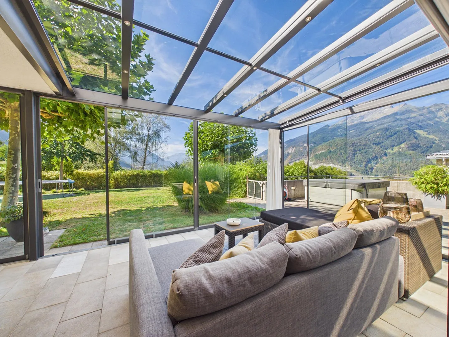 Über 1’000 m² Freiraum – Einfamilienhaus, Garten und viel Privatsphäre - Photo 9 sur 30