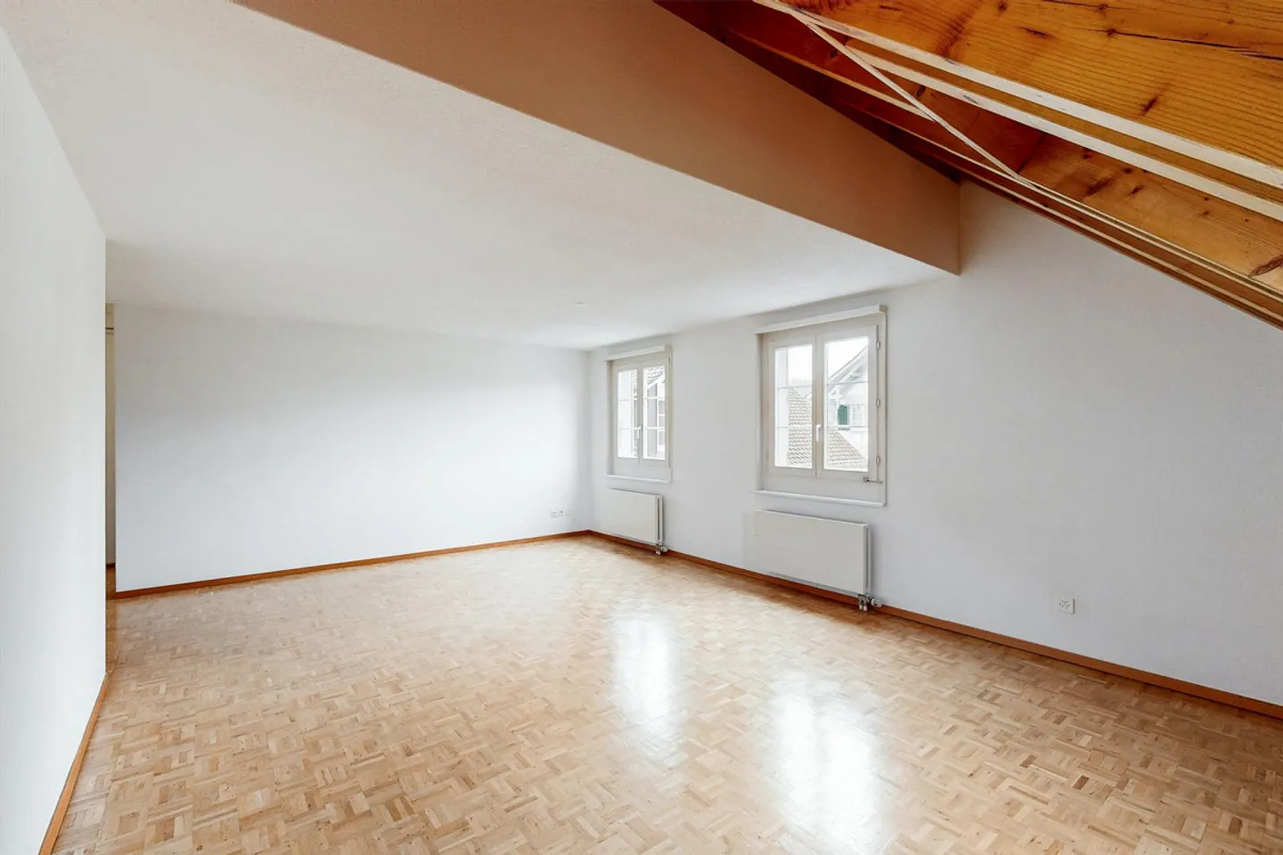 Un rêve de maison au cœur de la vieille ville de Bülach ! - Photo 1 sur 10