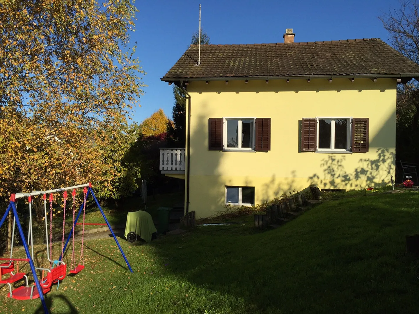 Casa unifamiliare accogliente con bel giardino - Foto 2 di 5