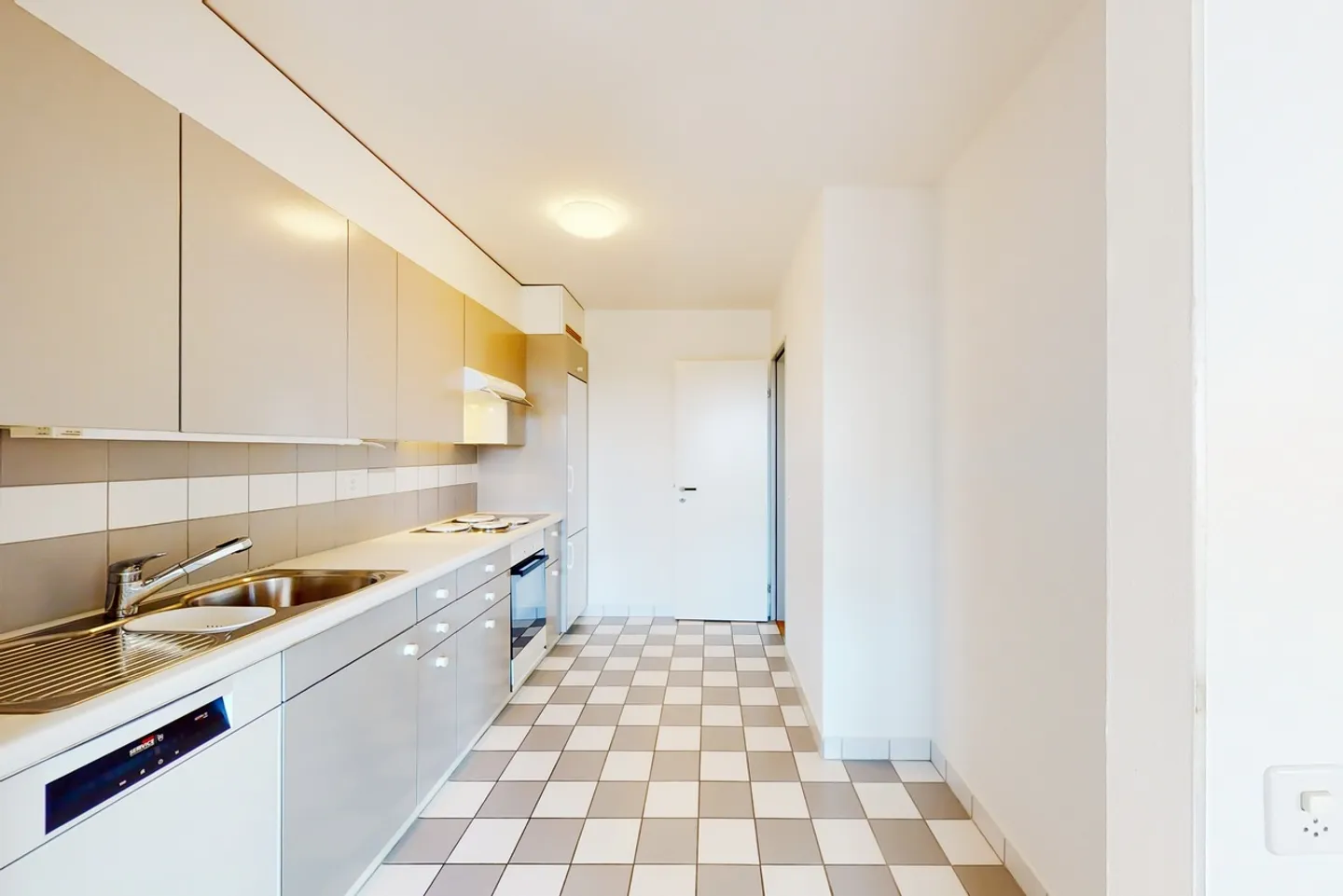 Charmante Wohnung in Allschwil - Foto 3 von 9