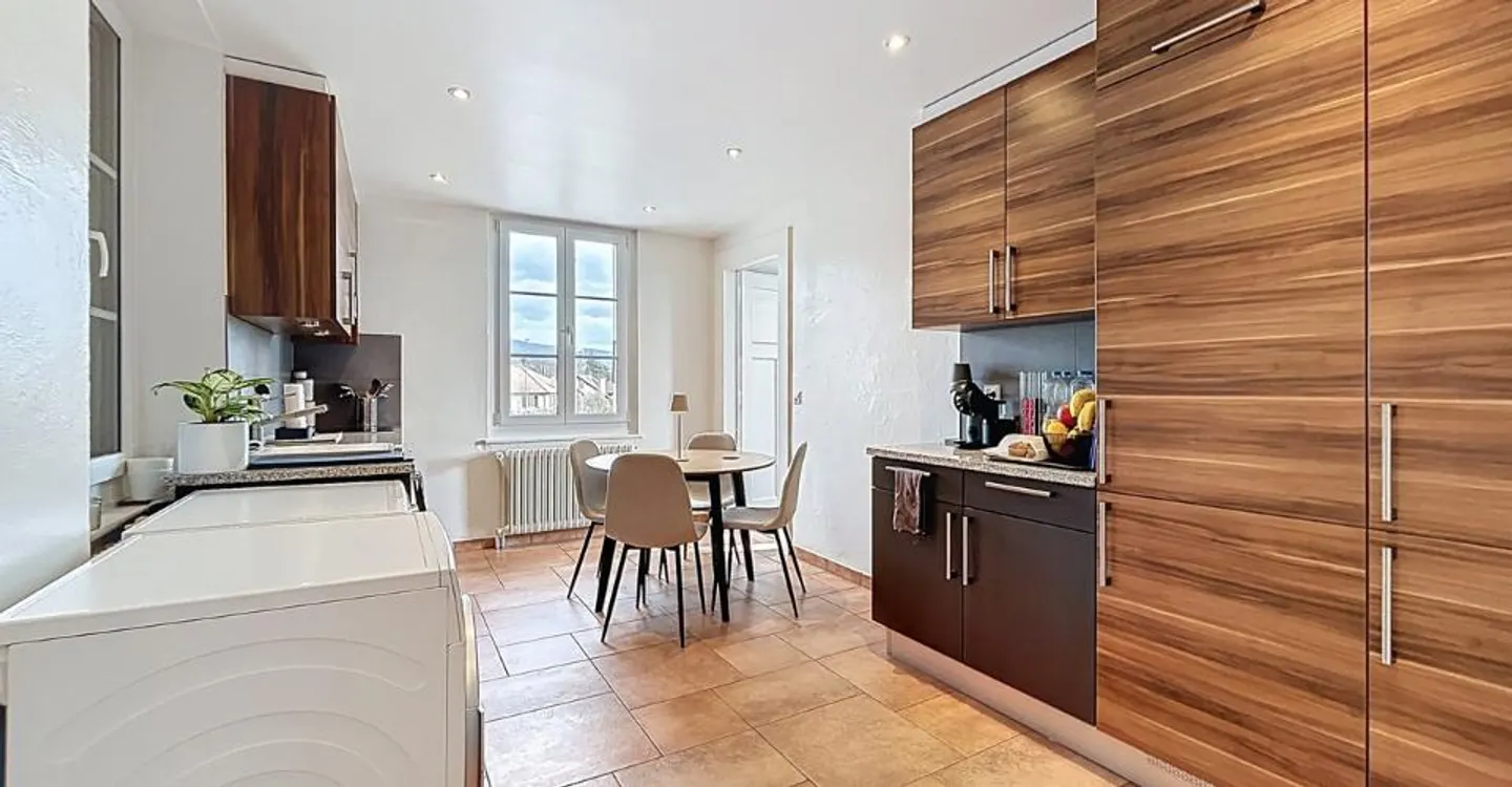 Immeuble résidentiel avec locations - Photo 3 sur 11