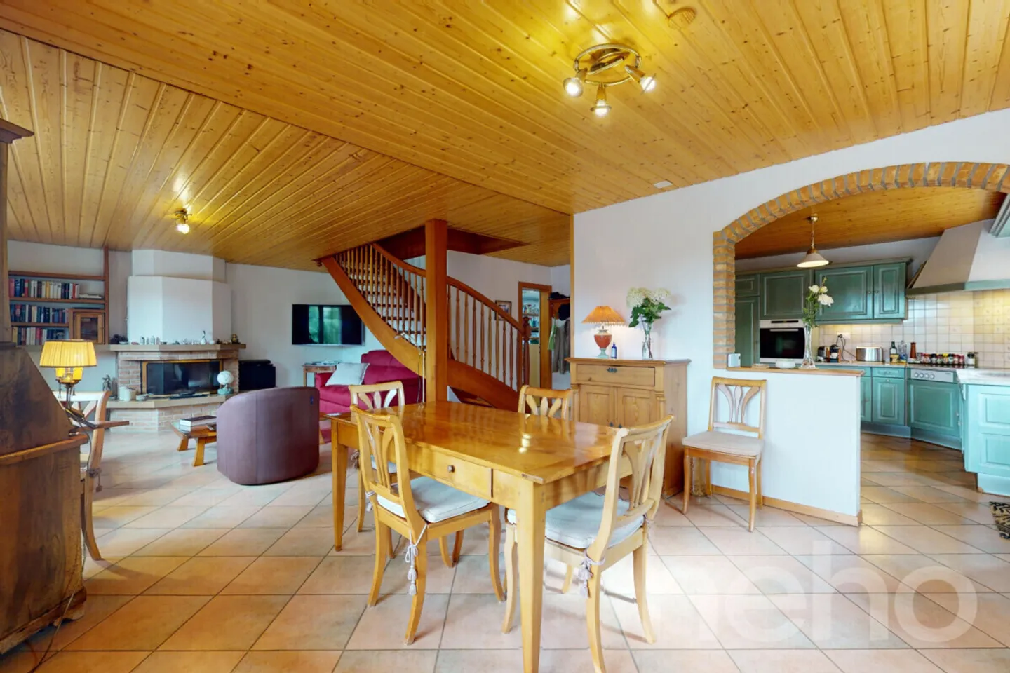 Bellissima casa ai margini dei campi, posizione ideale - Foto 2 di 13