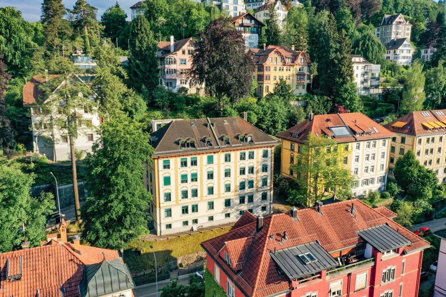 4-Zimmer Altbauwohnung in Stadtnähe - Photo 1 sur 10