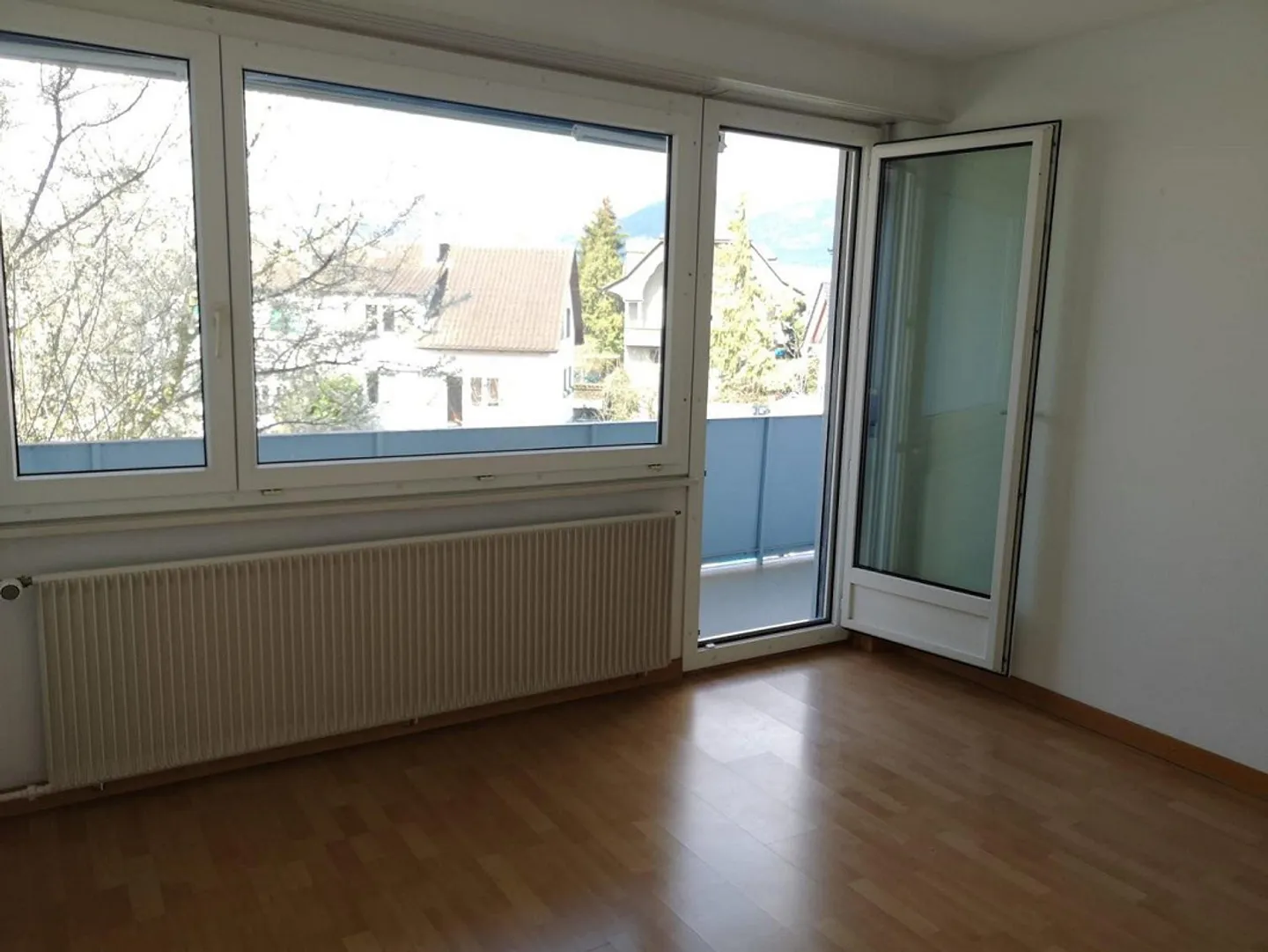 Superbe appartement central et pourtant éloigné du bruit - Photo 2 sur 5