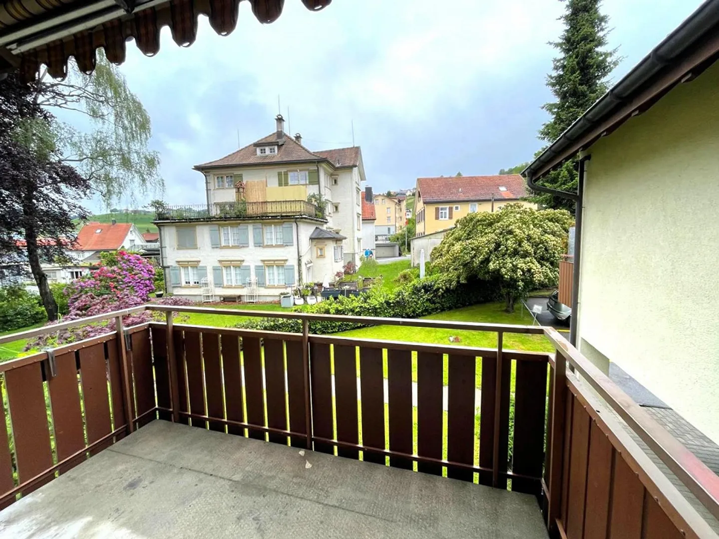 Cozy living in a favorable location - Photo 5 of 10