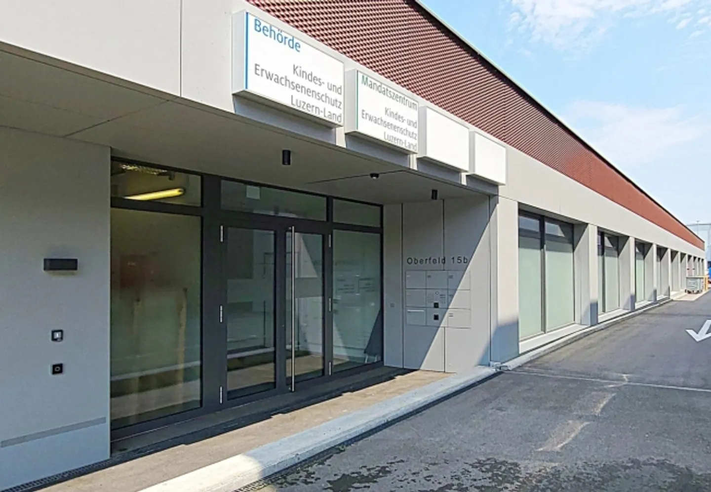 "Dernière partie de bureau - près de la gare de Root-D4!" - Photo 1 sur 10