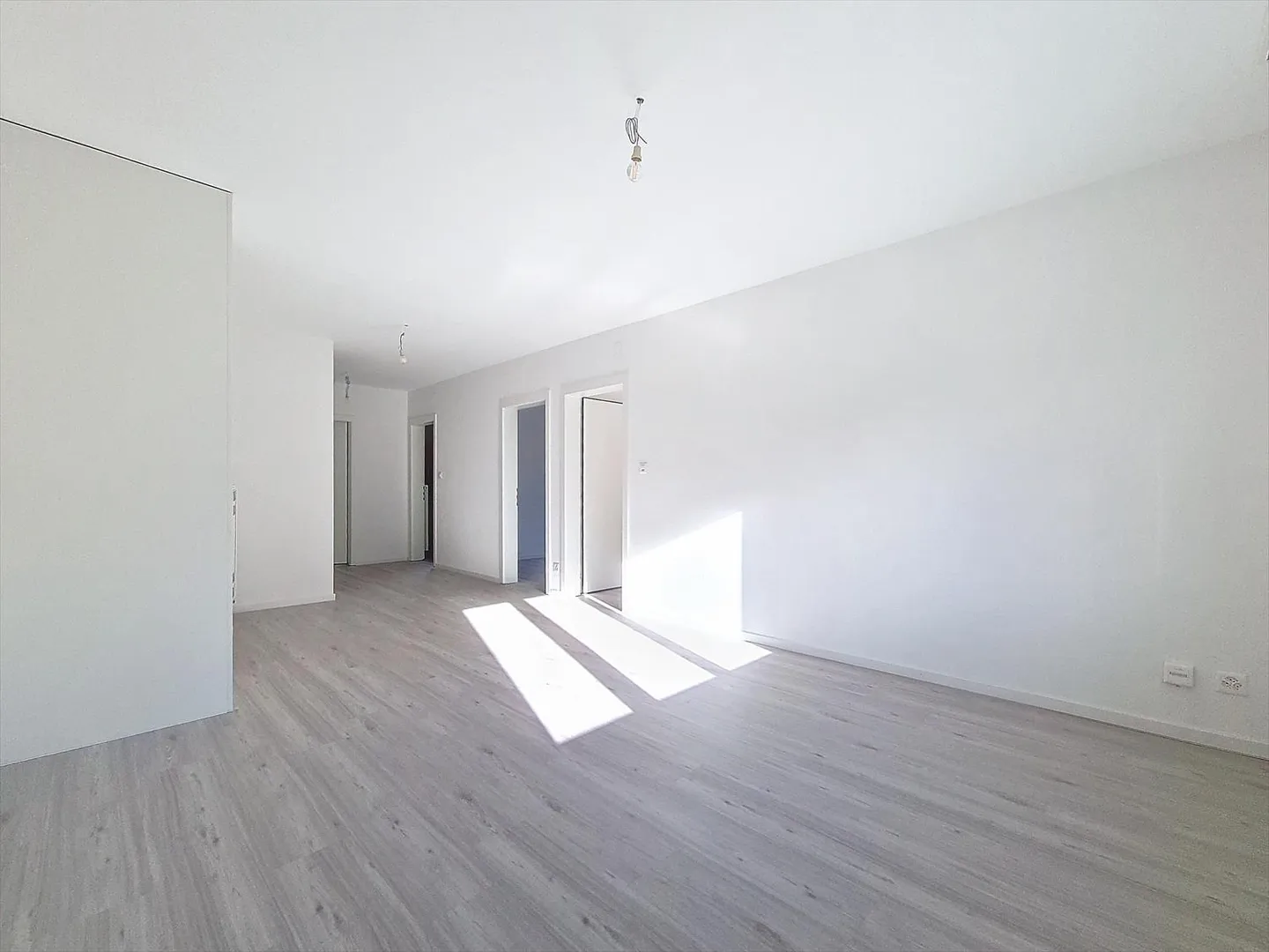 Sion, modernes 3,5-Zimmer-Apartment von 80 m2 mit Südbalkon - Foto 4 von 19