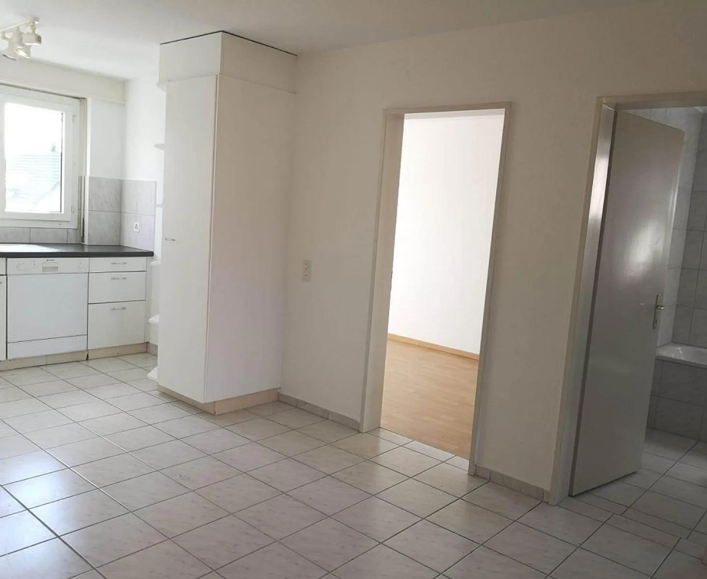 Superbe appartement central et pourtant éloigné du bruit - Photo 4 sur 5