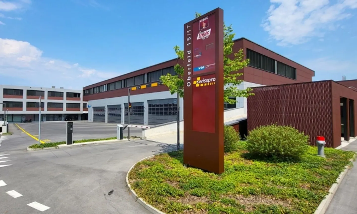 "Dernière partie de bureau - près de la gare de Root-D4!" - Photo 9 sur 10