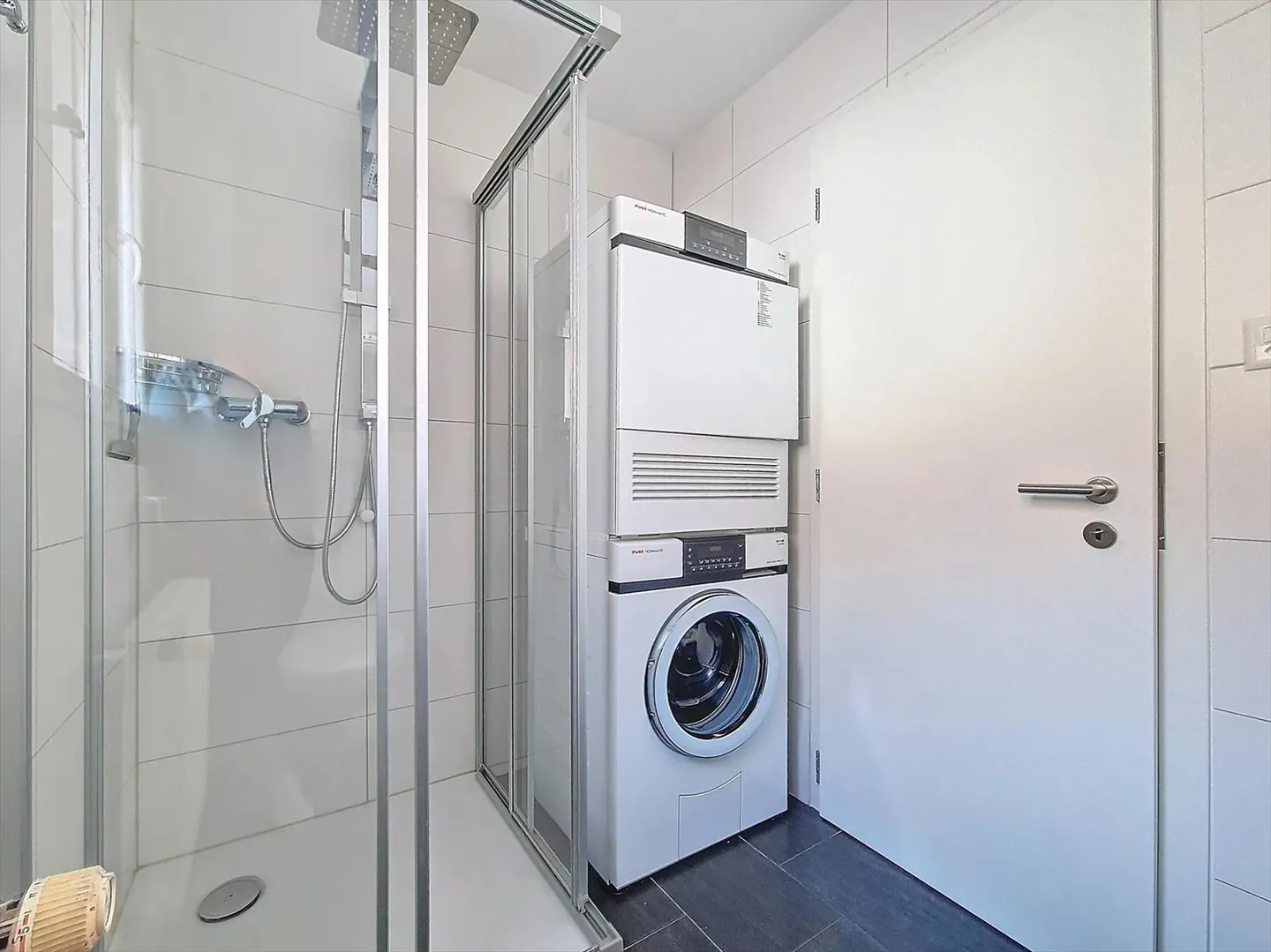 Sion, modernes 3,5-Zimmer-Apartment von 80 m2 mit Südbalkon - Foto 14 von 19