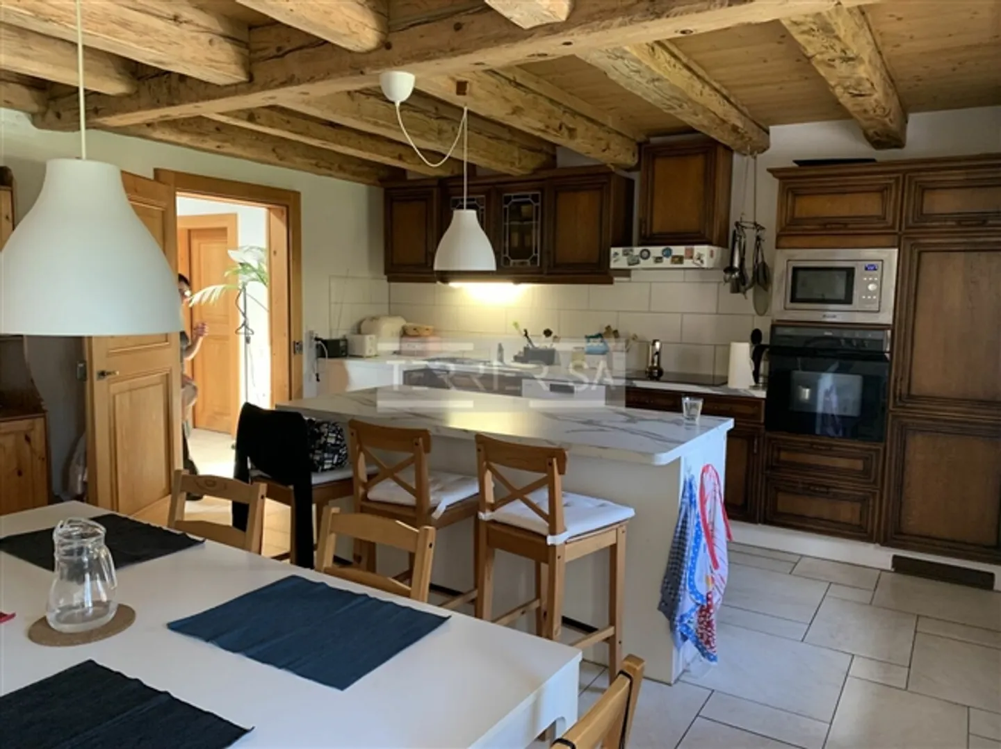 À VENDRE - Ferme rénovée du XVIIe siècle - 3 appartements charmants - Photo 11 sur 13