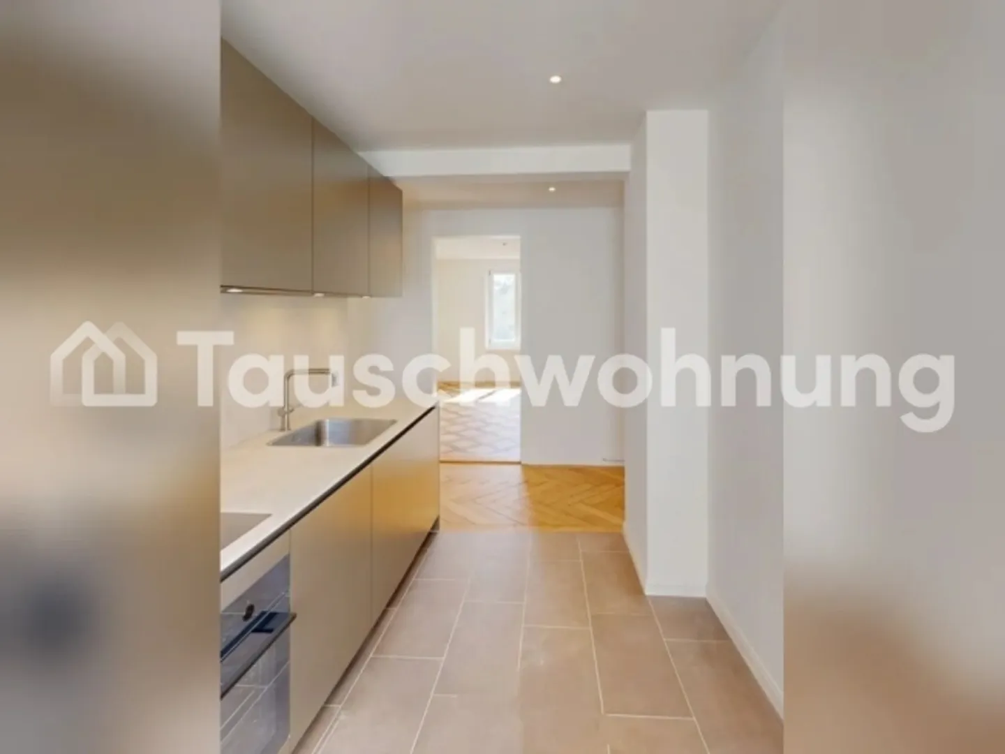 Renovated 4.5 Room Old Building Apartment (approx. 85m2) in K4 - Photo 8 of 9