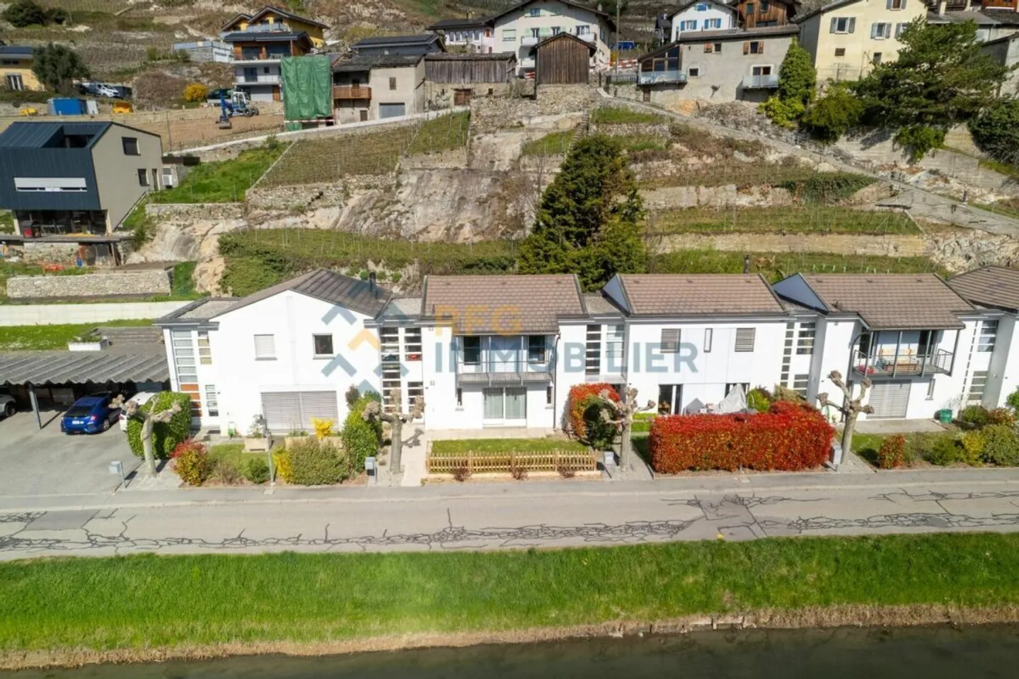 Casa a schiera in vendita - Foto 2 di 15