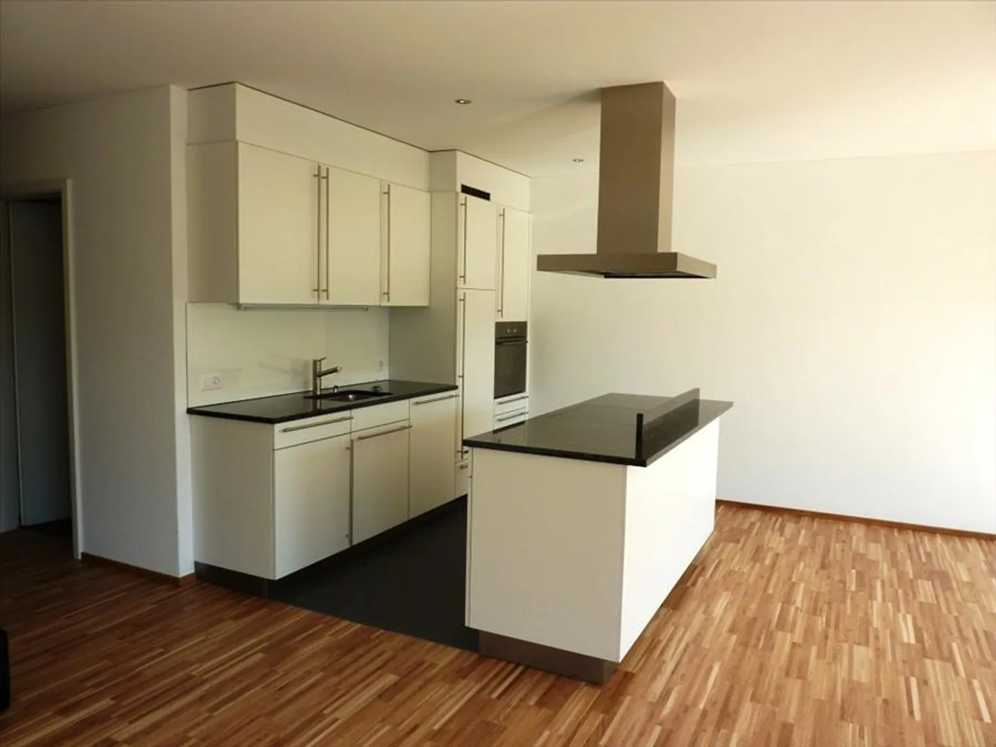 Appartamento al piano terra di 3 1/2 stanze - Foto 3 di 6