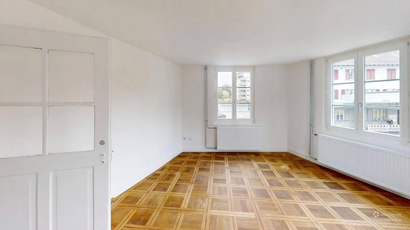 Directement dans la vieille ville de Constance : Appartement ancien sans voisins au-dessus/en dessous - Photo 1 sur 8