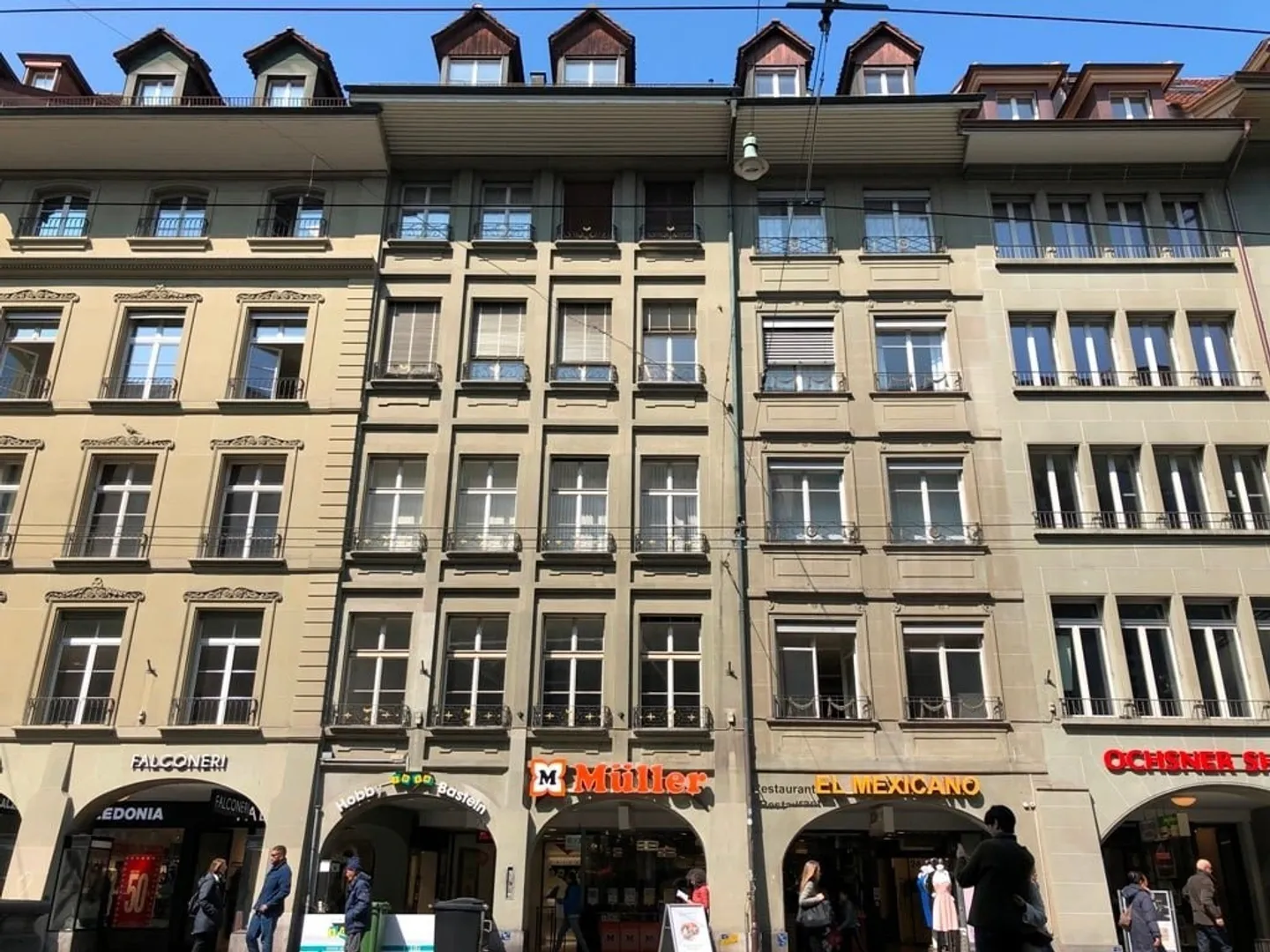 Shop, 1st basement left - Photo 1 of 5