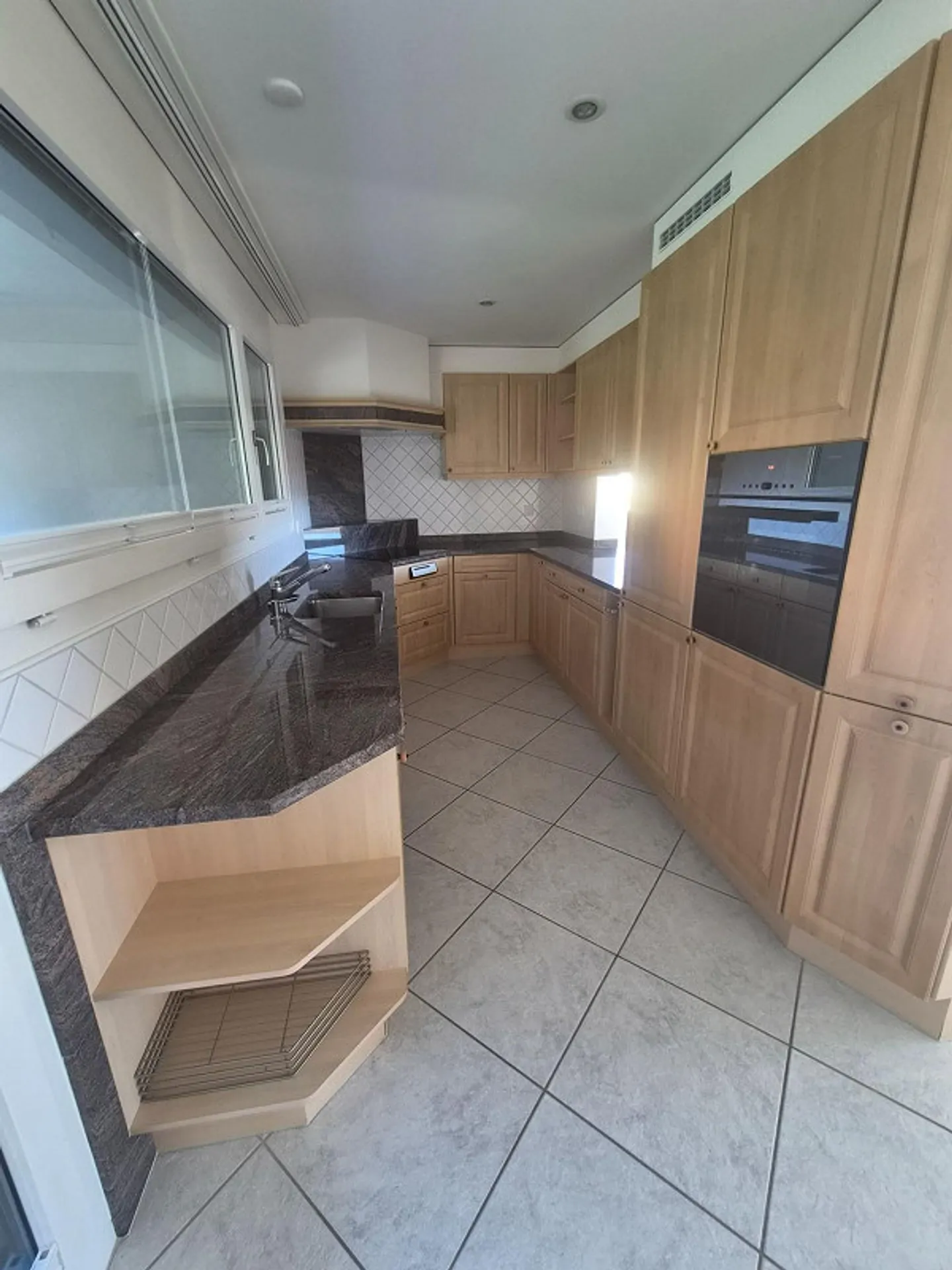 Maisonette attico esclusiva con vista mozzafiato sul lago - Foto 5 di 11