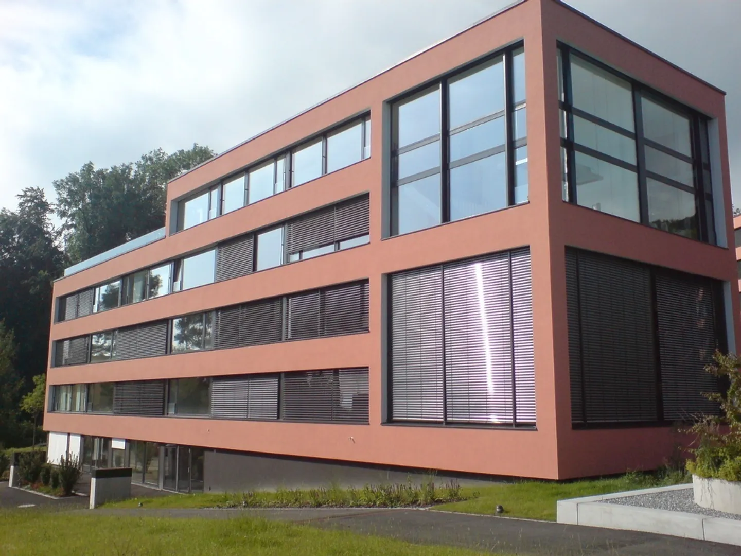 Grosszügige moderne Wohnung - Foto 1 von 5