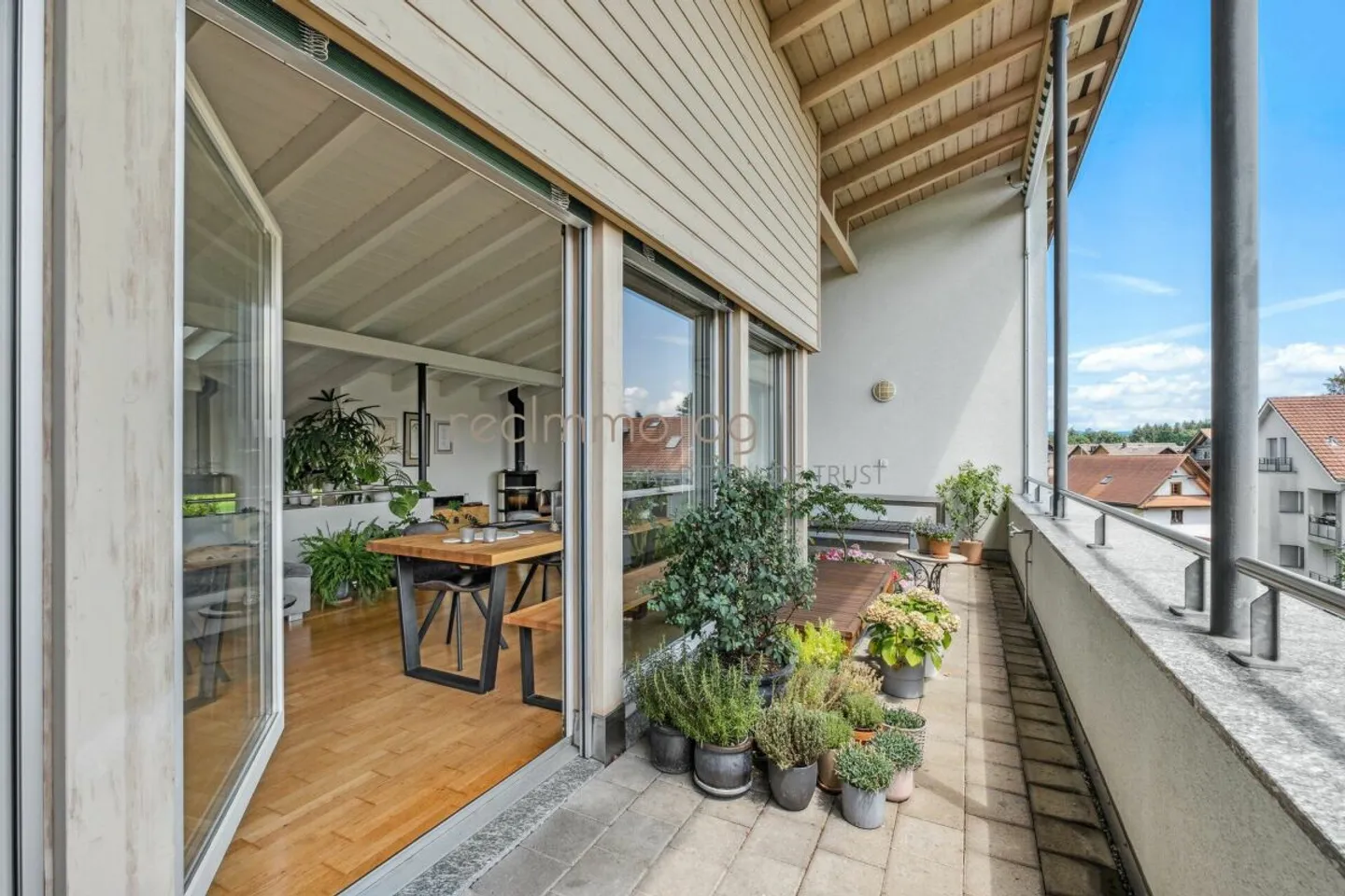 Maisonette-Wohnung in Holzhäusern - Wohnen auf drei Etagen - Foto 2 von 9