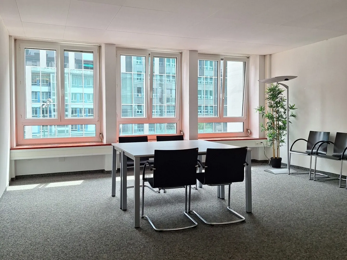 Nähe Bahnhof: Büro-/Gewerberäume mit 21 bis 232 Quadratmetern - Foto 9 von 12