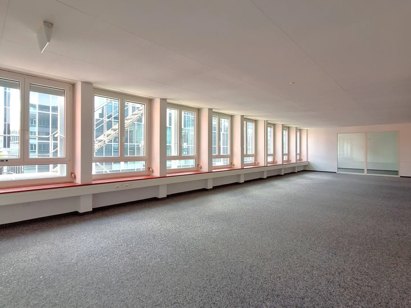 Nähe Bahnhof: Büro-/Gewerberäume mit 21 bis 232 Quadratmetern - Foto 12 von 12