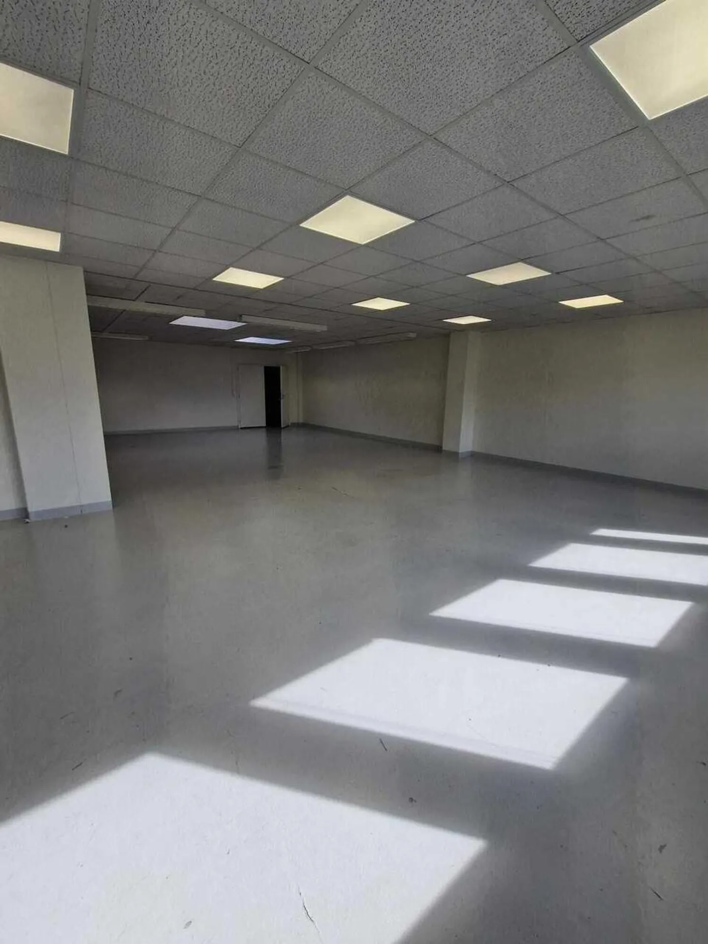 Lokal zu vermieten - Foto 2 von 5