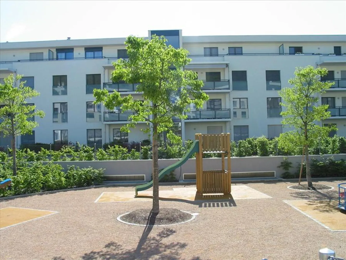 Appartement de Luxe avec Jardin - Photo 2 sur 5