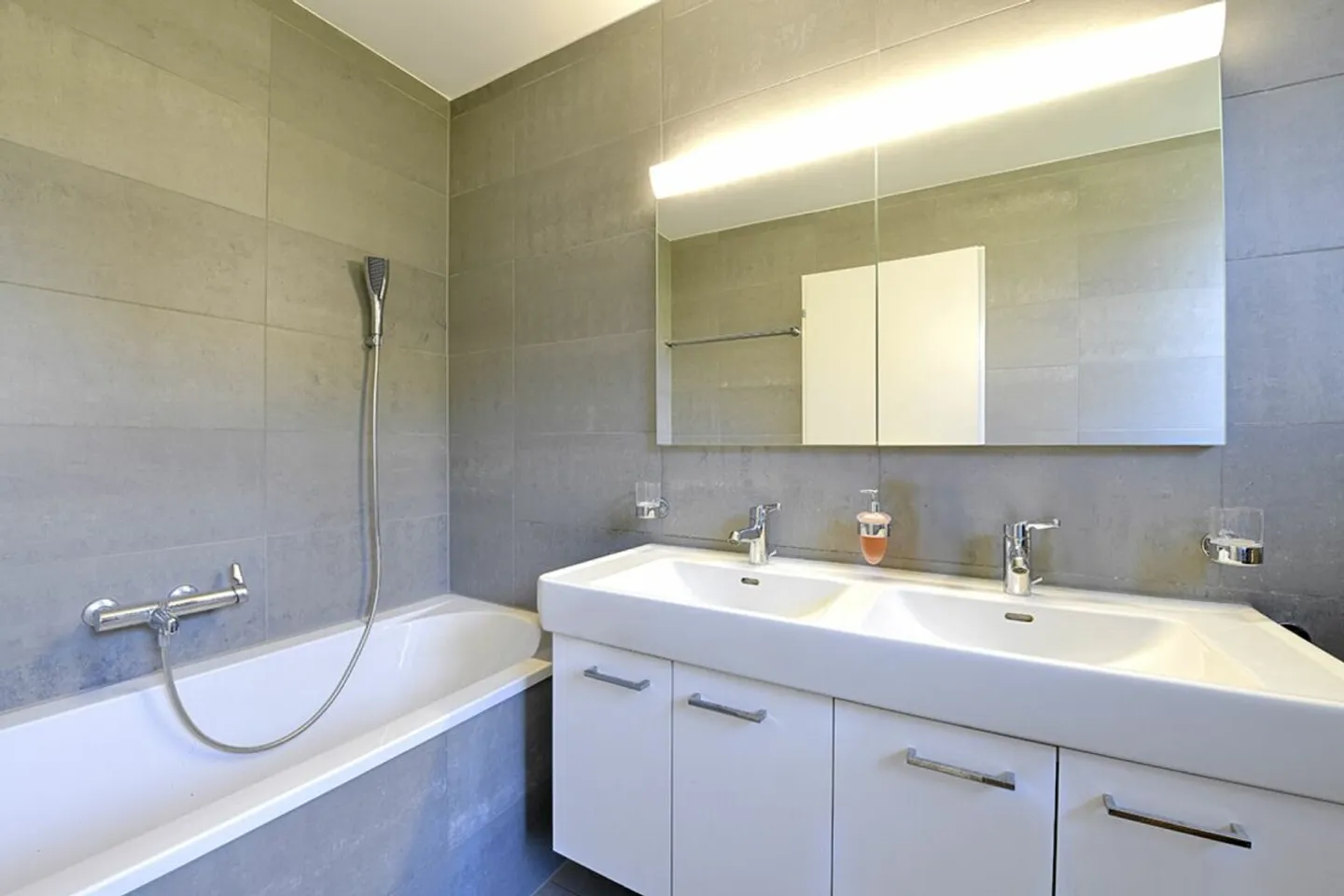 3.5-room garden apartment, high-quality finish in a quiet location - Photo 10 of 13