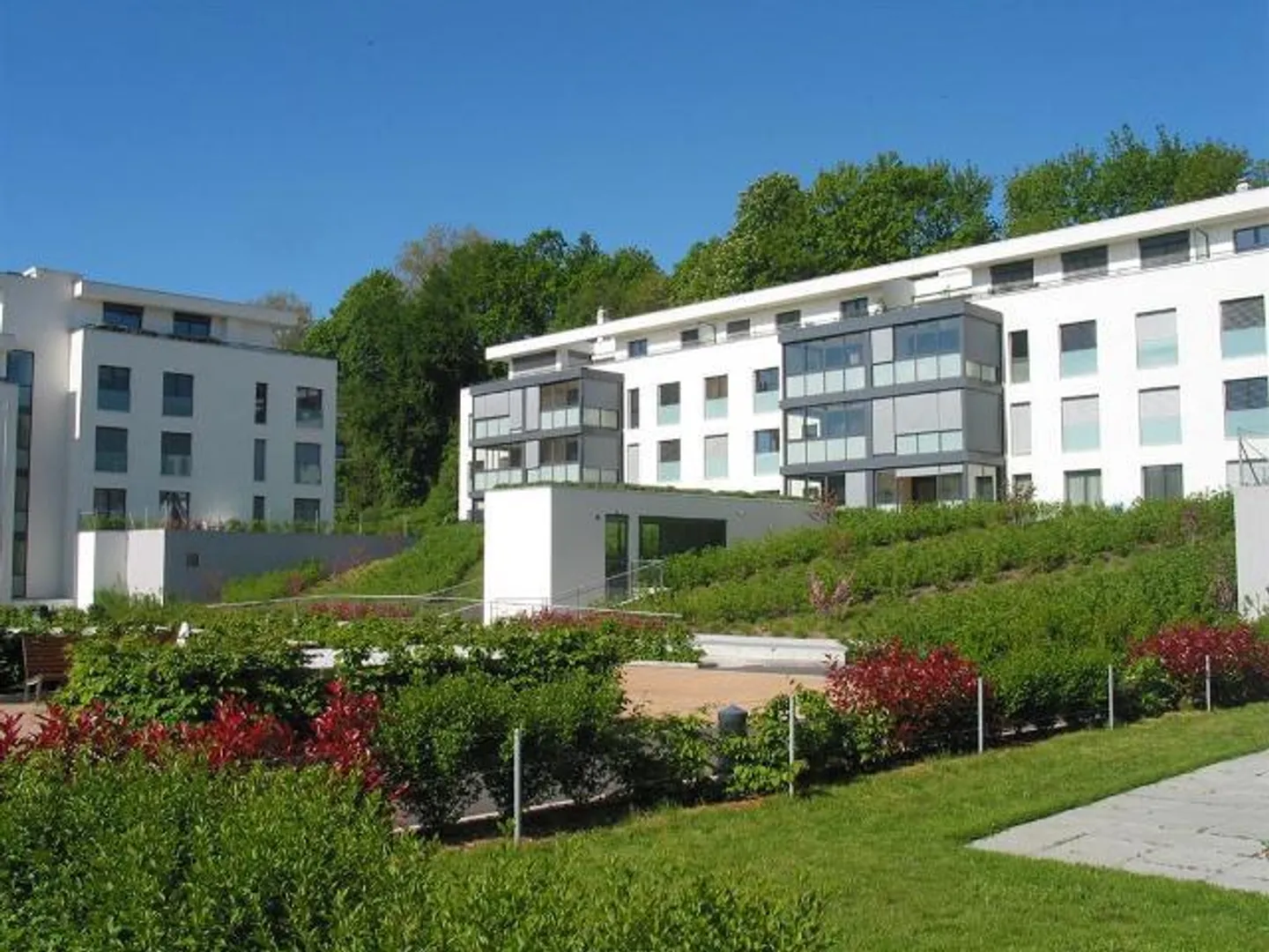 Appartement de Luxe avec Jardin - Photo 1 sur 5