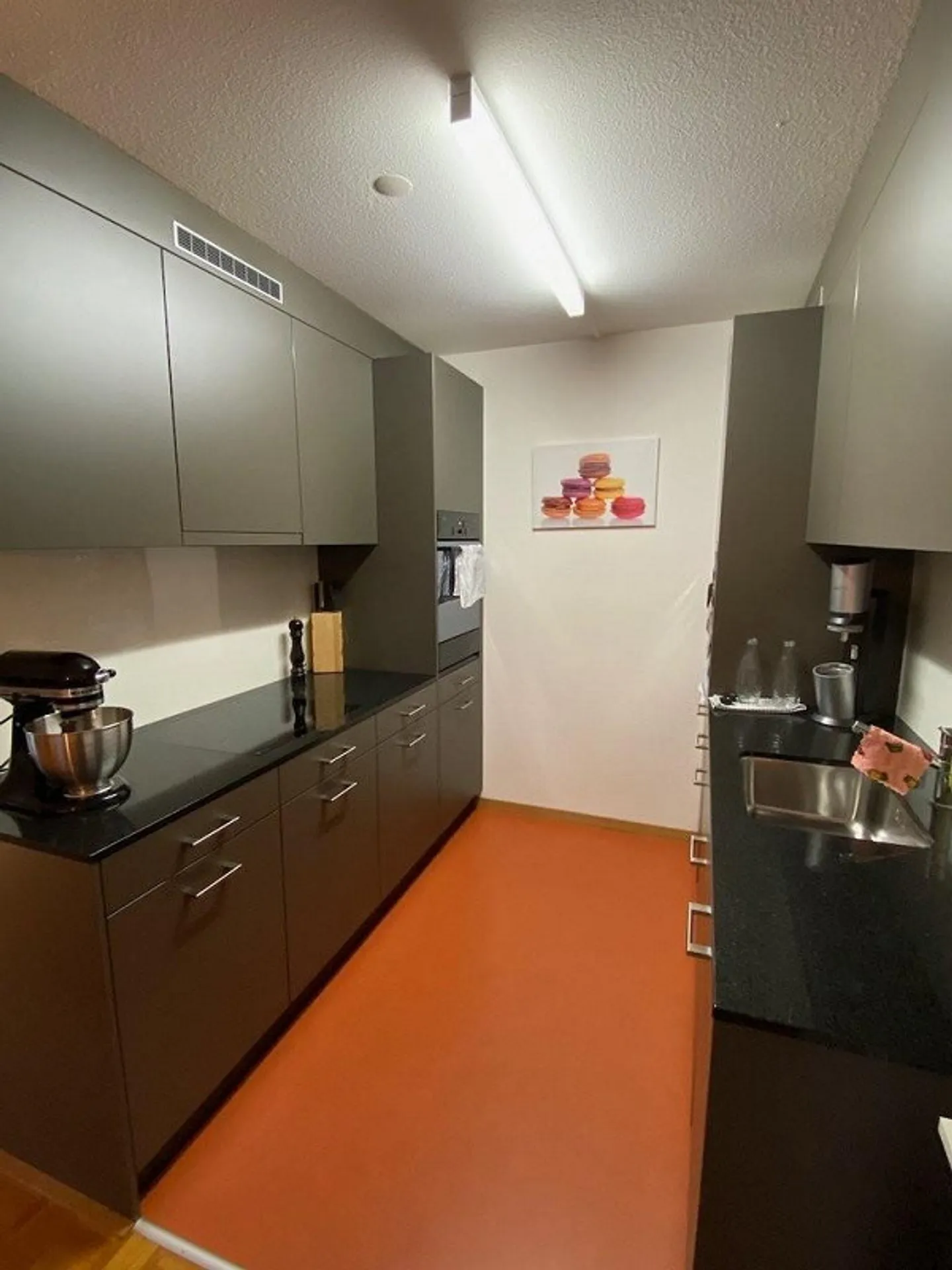 Quiet and cozy 3.5-room apartment in Volketswil - Photo 2 of 7