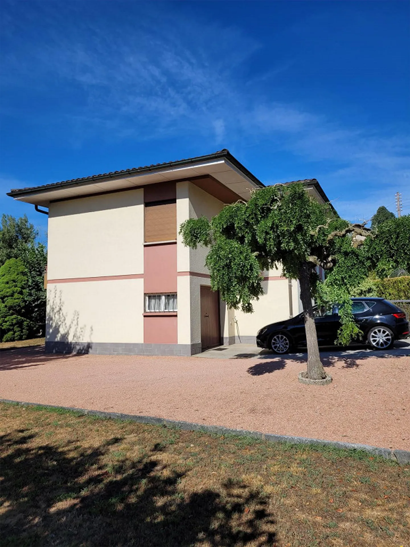 Rancate villa da ristrutturare con splendido giardino - Foto 6 di 14