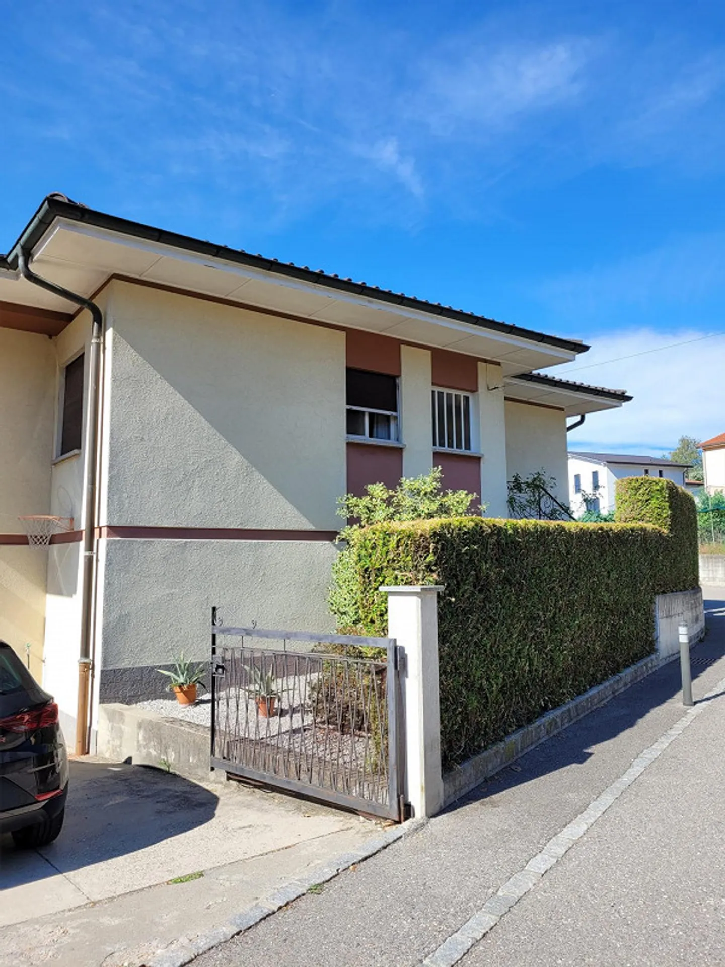 Rancate villa da ristrutturare con splendido giardino - Foto 9 di 14